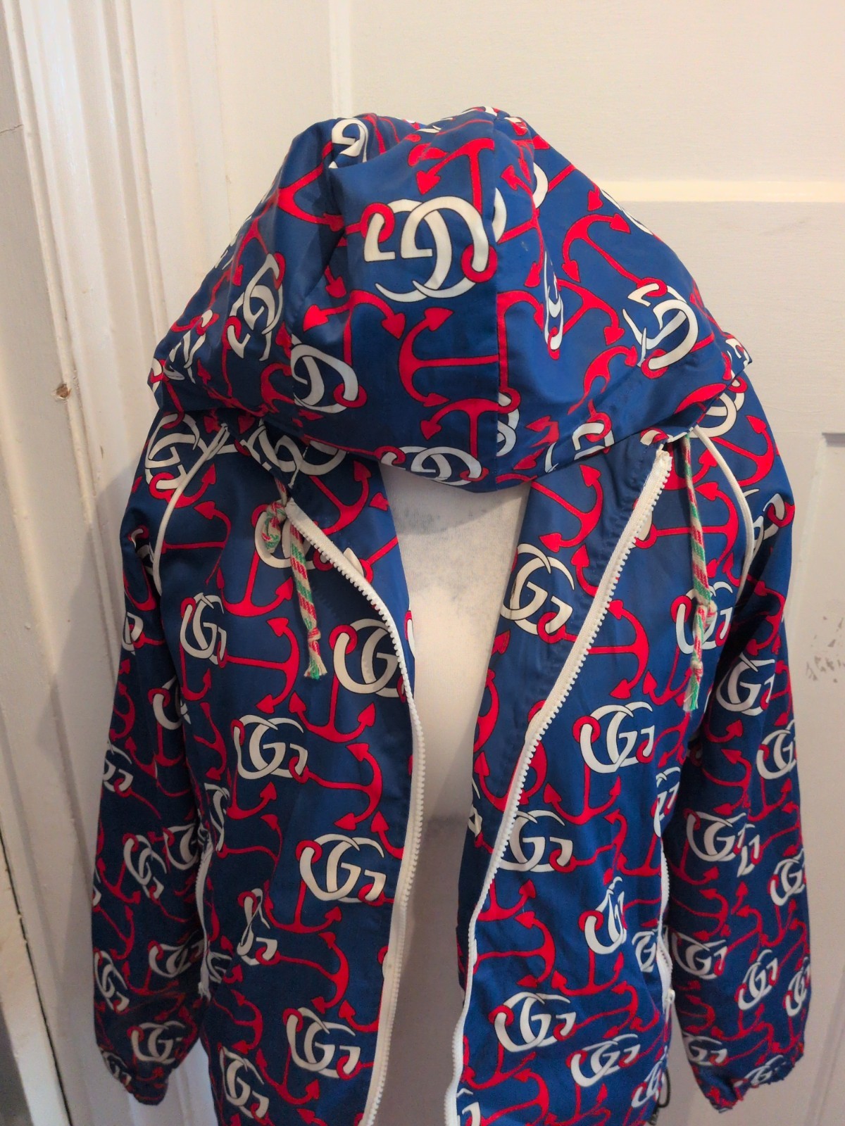 Ladies Gucci Large Blue And Red Rain Coat