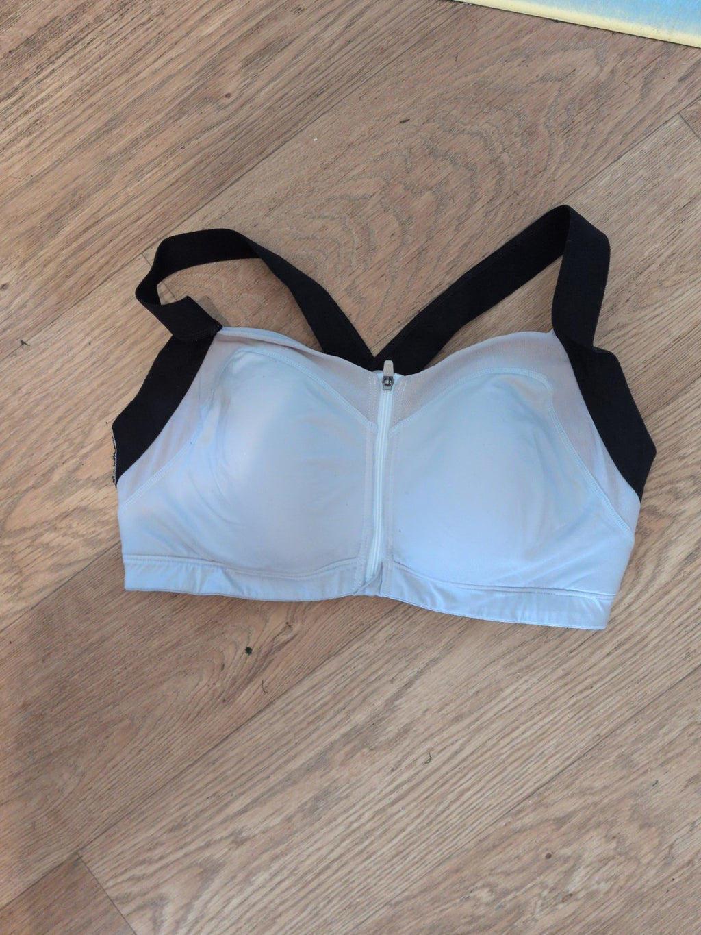 Marks And Spencer 34c Black And White Front Zip Bra Padded