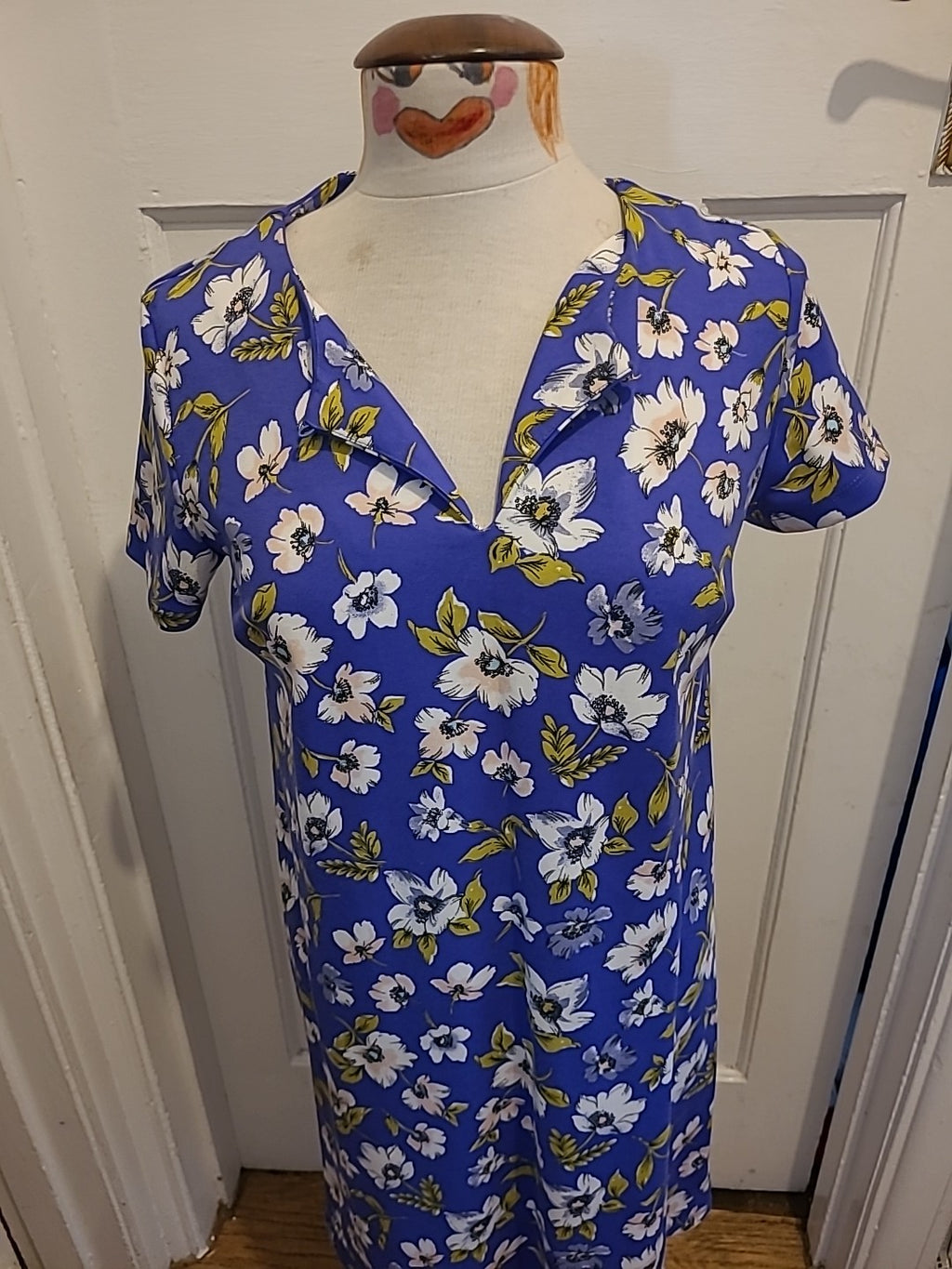 Ladies TU Tunic Dress Purple Floral  Size 10 Short Sleeve