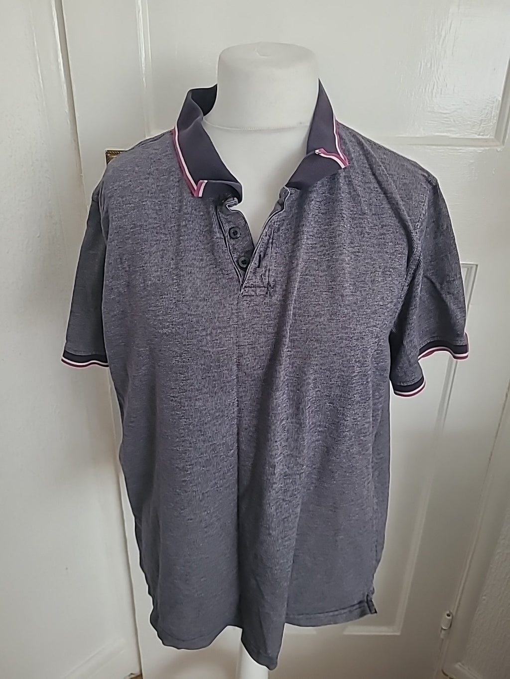 Mens Main Classics Size XL Navy And white Shirt Sleeve Polo Shirt