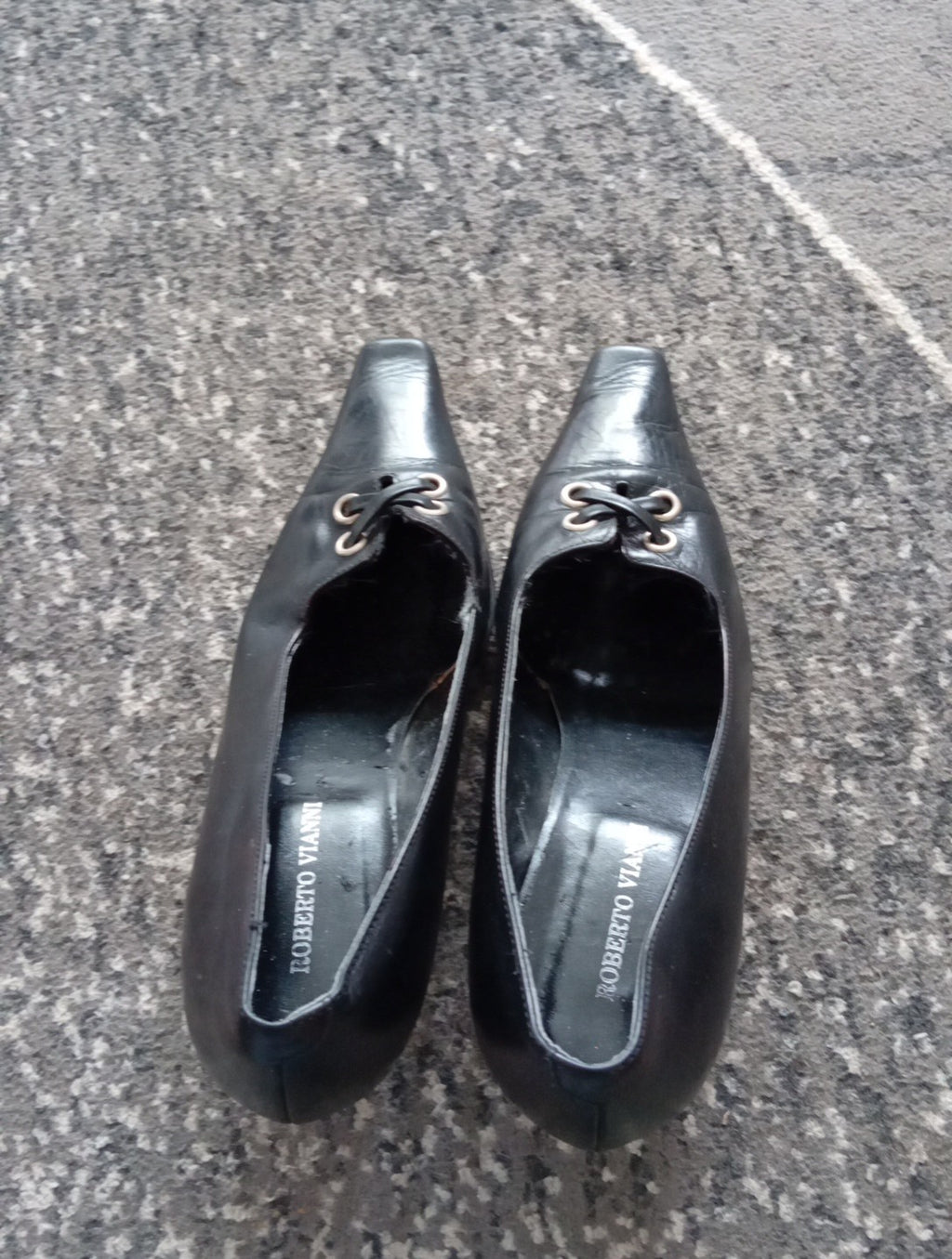 Ladies Roberto Vianni Black Court Shoes Size 39 Free Delivery