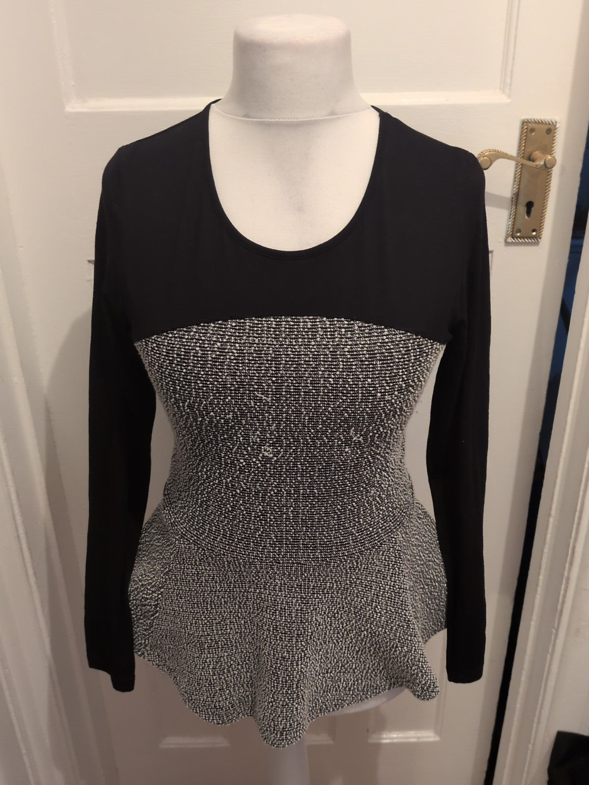 Ladies River Island Size 14 Black And Grey Long Sleeved Blouse