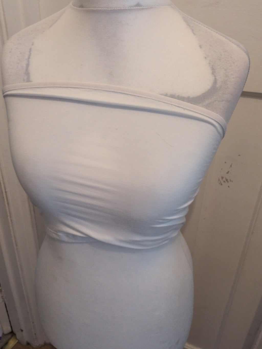 Shein Large White Crop Top Sleeveless Trapless