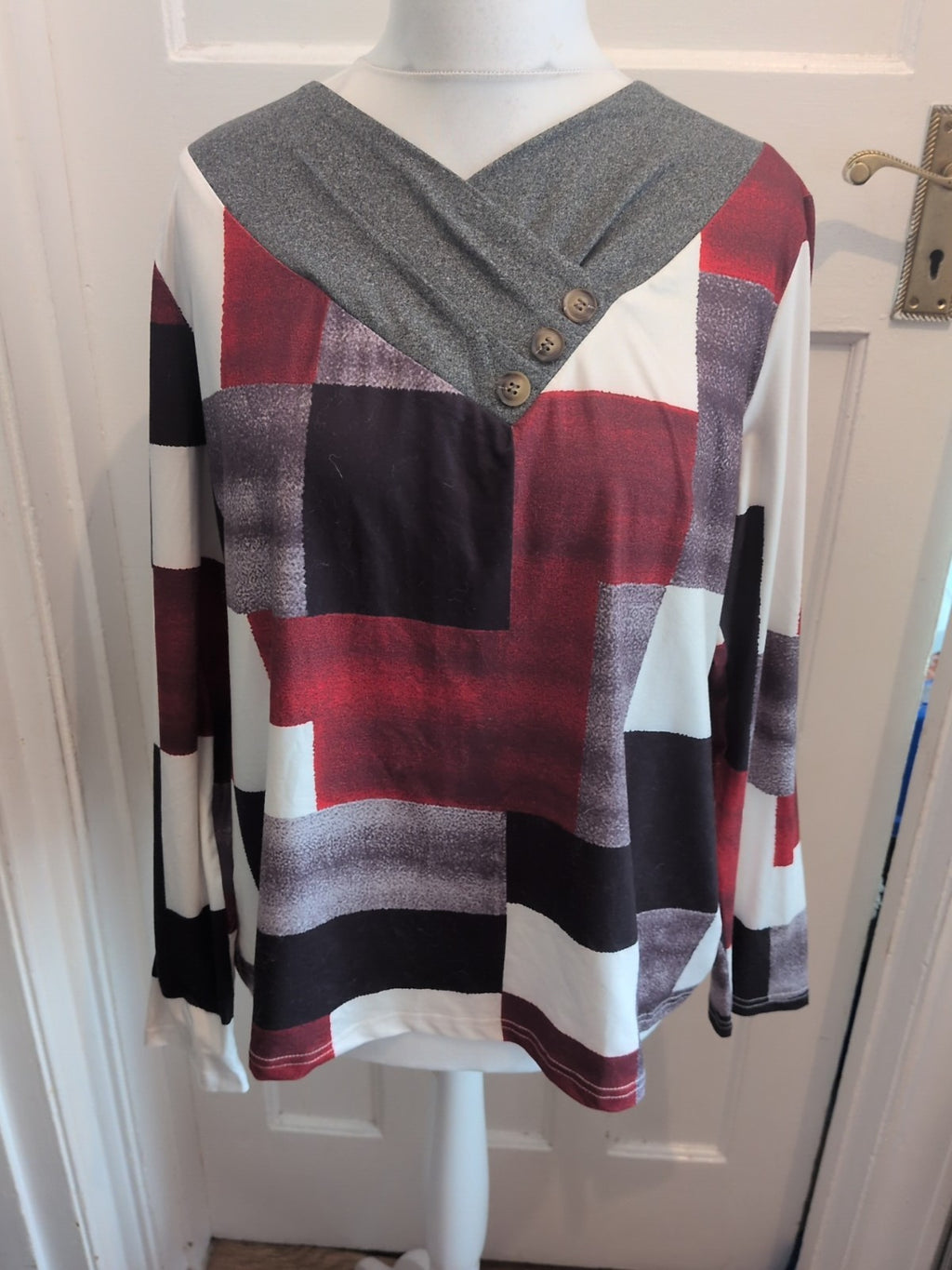 2XL Multi Coloured Long Sleeve V Neck Blouse