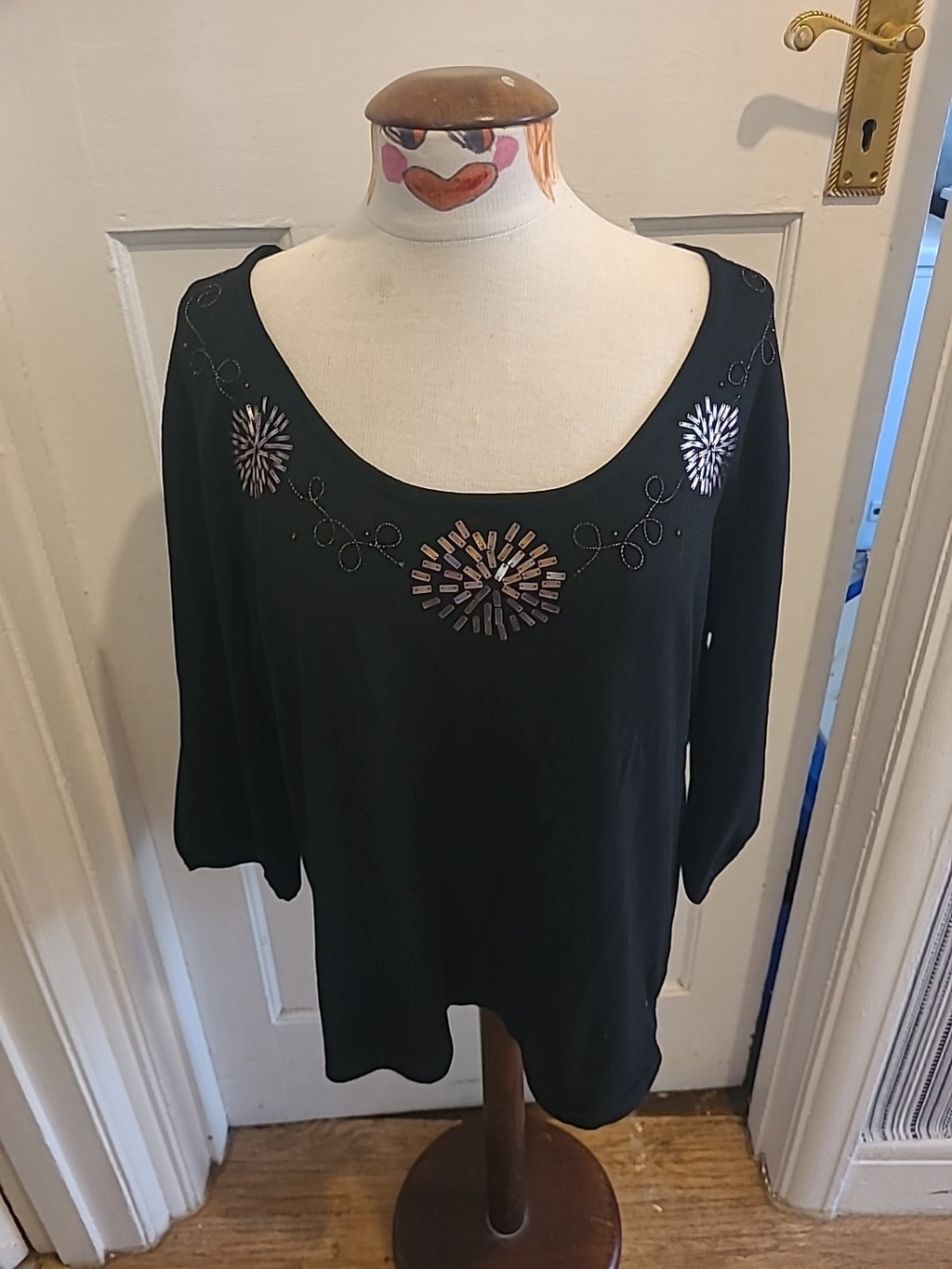 Ladies Heather Valley Size 18 Black Long Sleeved Detailed Blouse