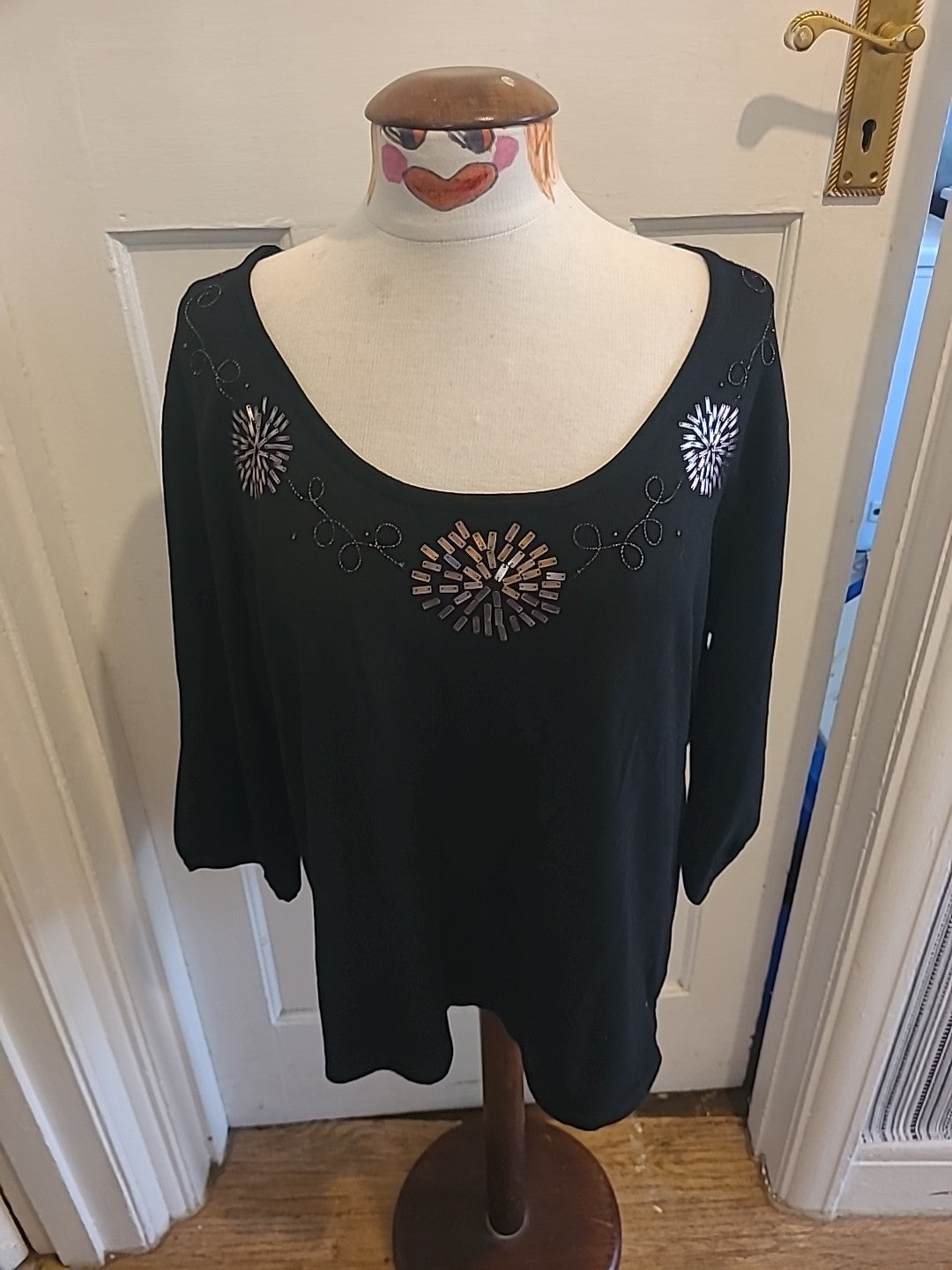 Ladies Heather Valley Size 18 Black Long Sleeved Detailed Blouse