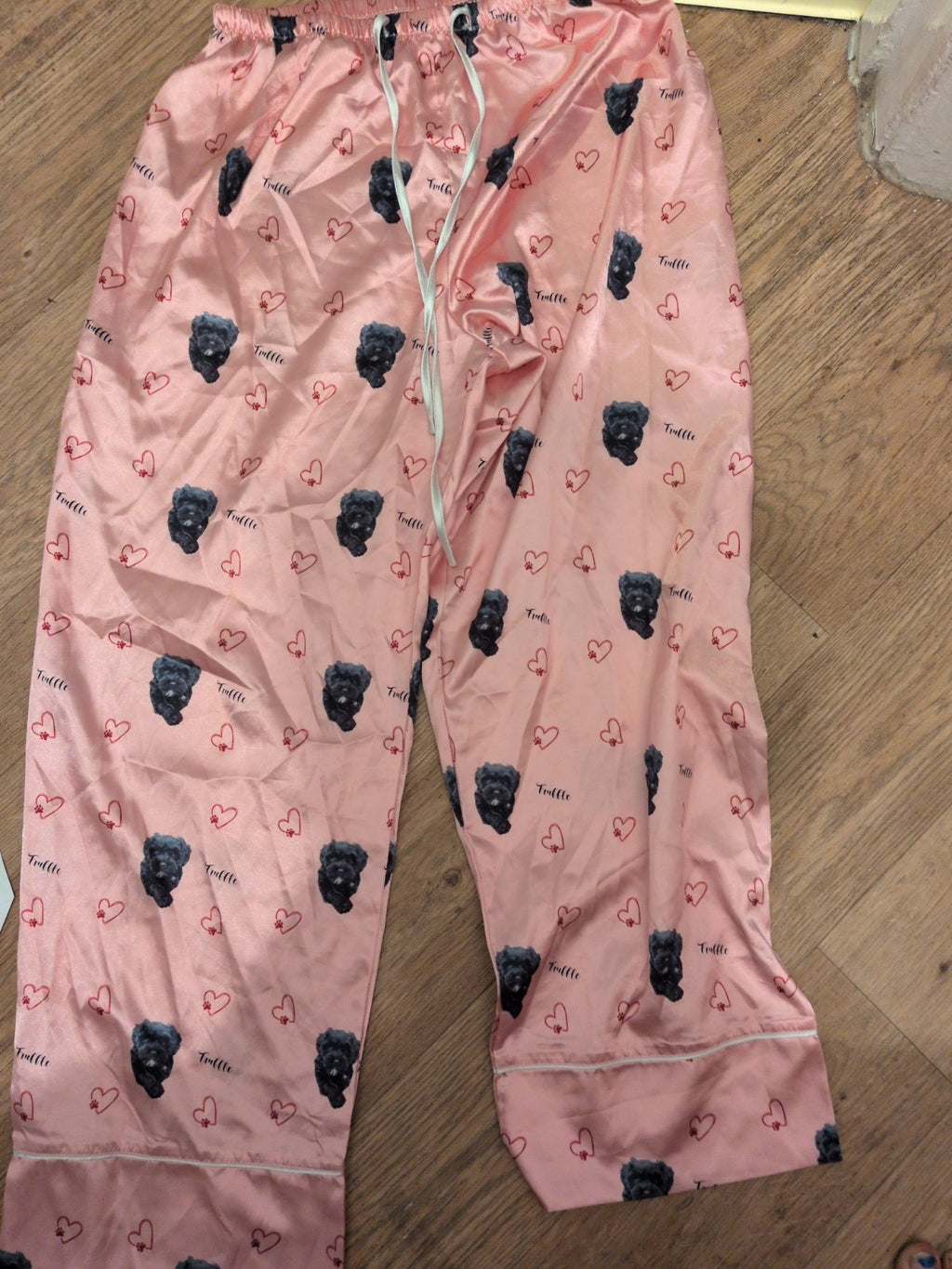 Ladies Size Small Pink And Black Truffle Dog Print Pyjama Set