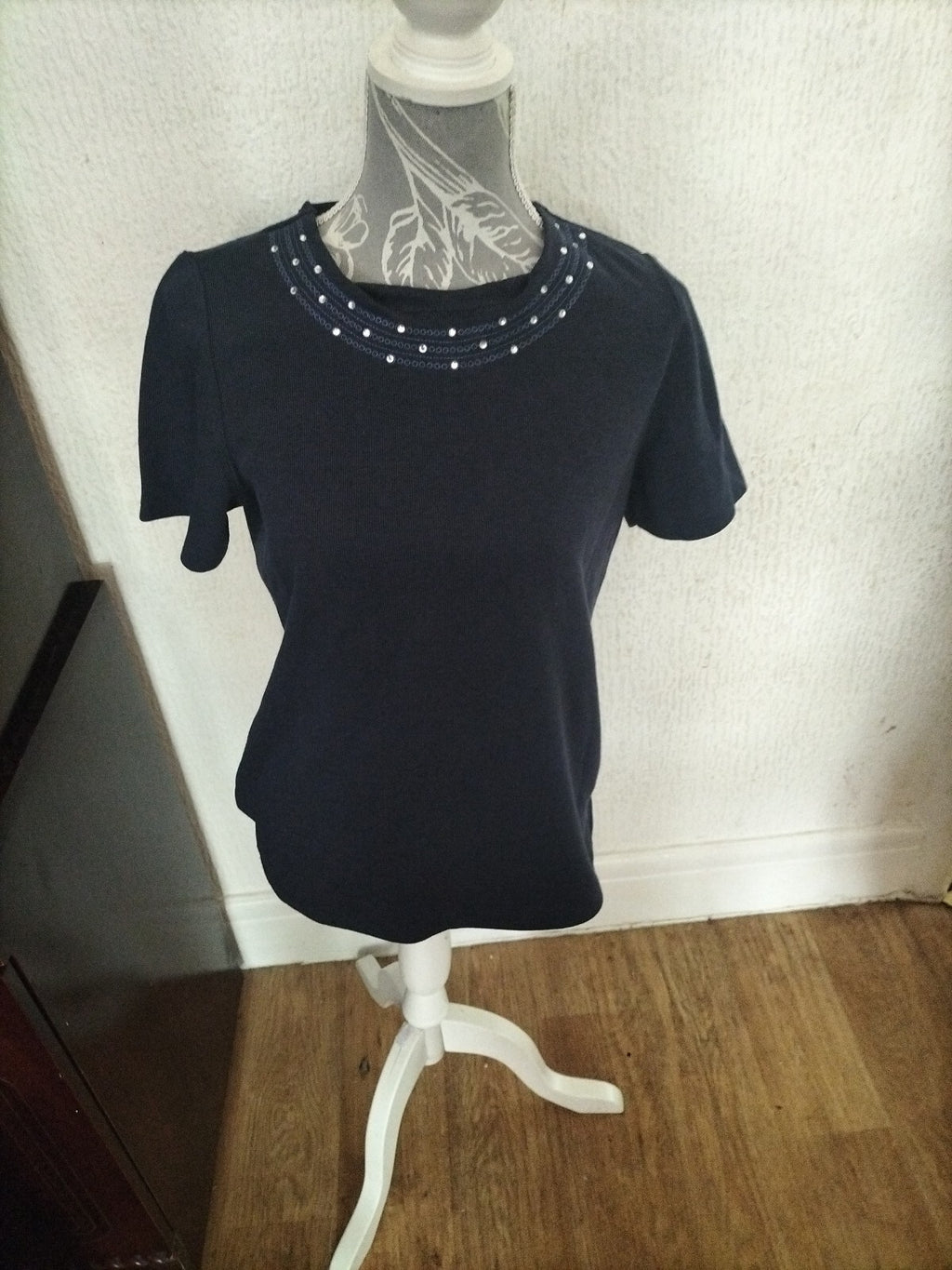Ladies Bm Casuals Size Small Navy Short Sleeved Blouse