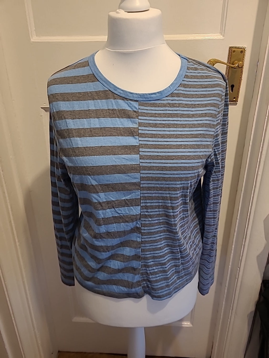 Ladies Topshop Size XL Blue And Grey Striped Tshirt(Faded)