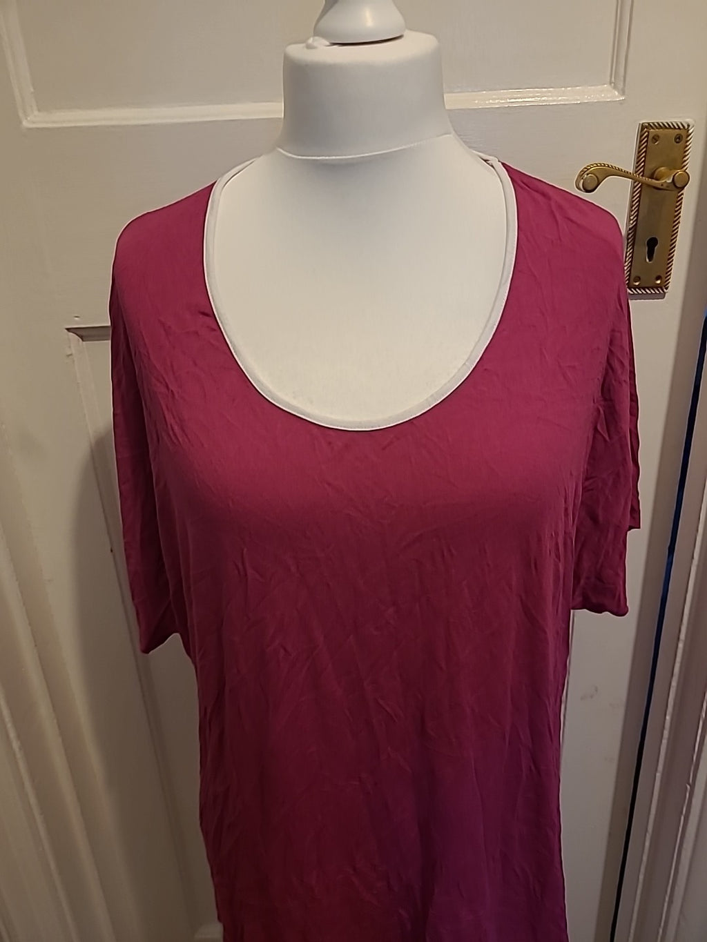 Ladies Kasbah Size 2XL Purple With White Trim Short Sleeved Tshirt