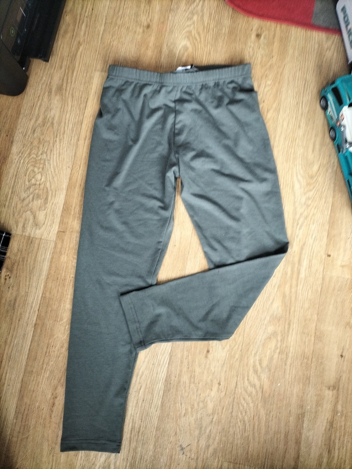 Ladies Amari Size 3 Grey Elasticated Leggings