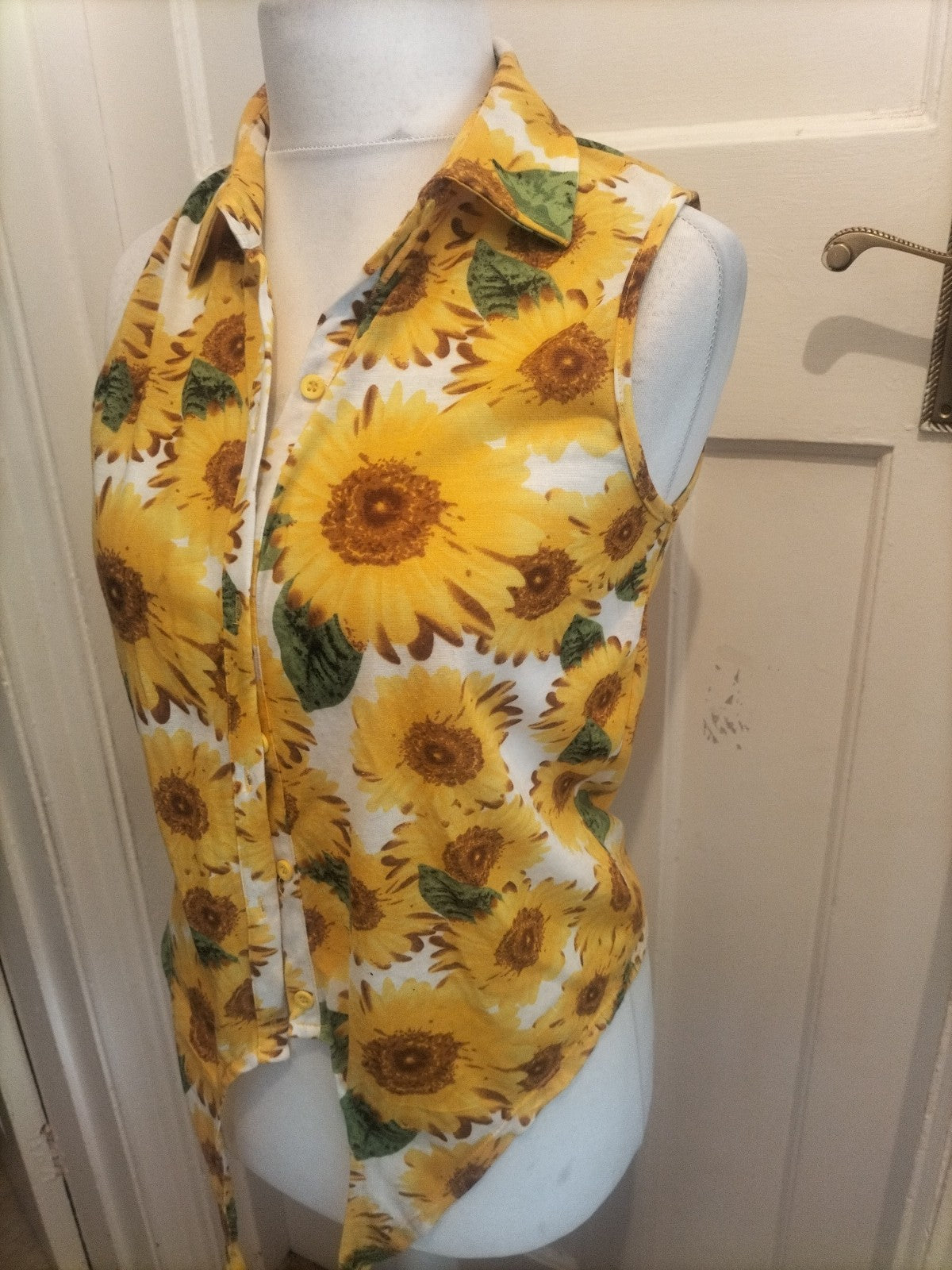 Ladies Primark Size 12 Yellow/Brown Floral Collared Sleeveless Blouse