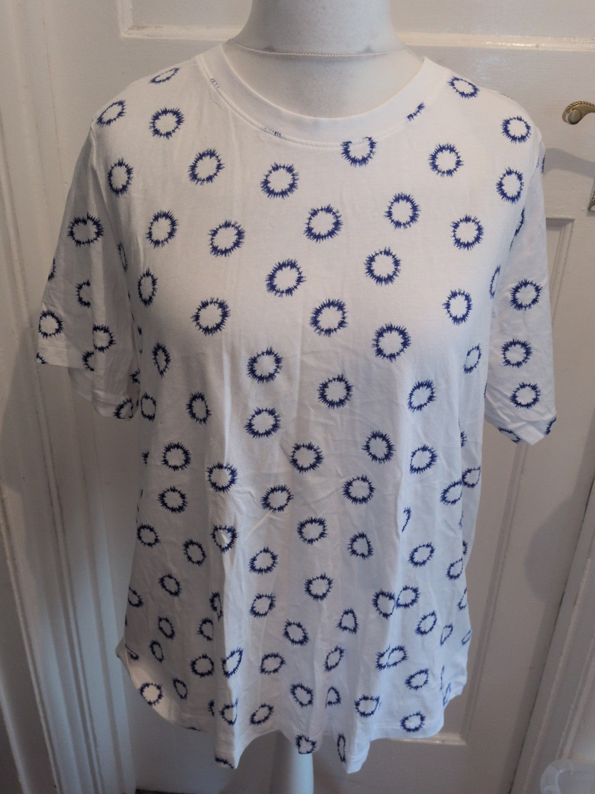 Marks And Spencer 22 White With Blue Circles Short Sleeve Blouse T-shirt