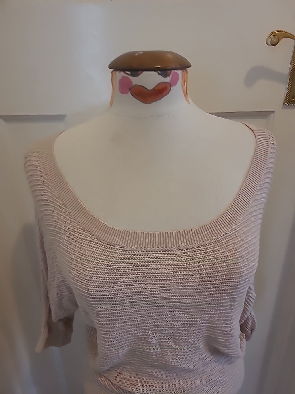 Ladies Express Size Medium Beige Mid Sleeved Blouse