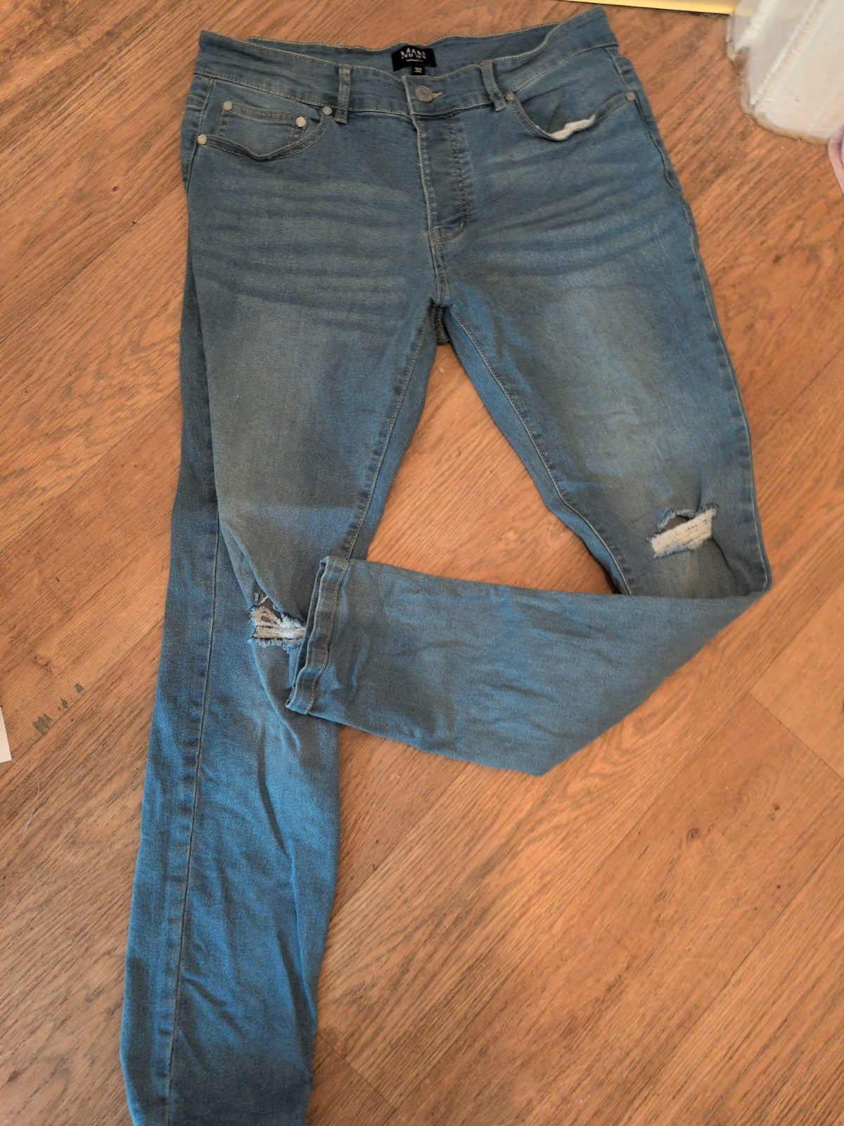 Boohoo Man 32" Denim Straight Jeans