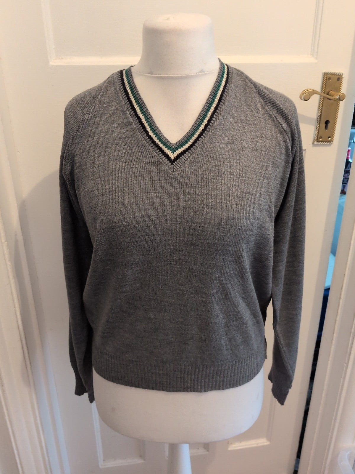 Chantry 36" Grey V Neck Long Sleeve Jumper