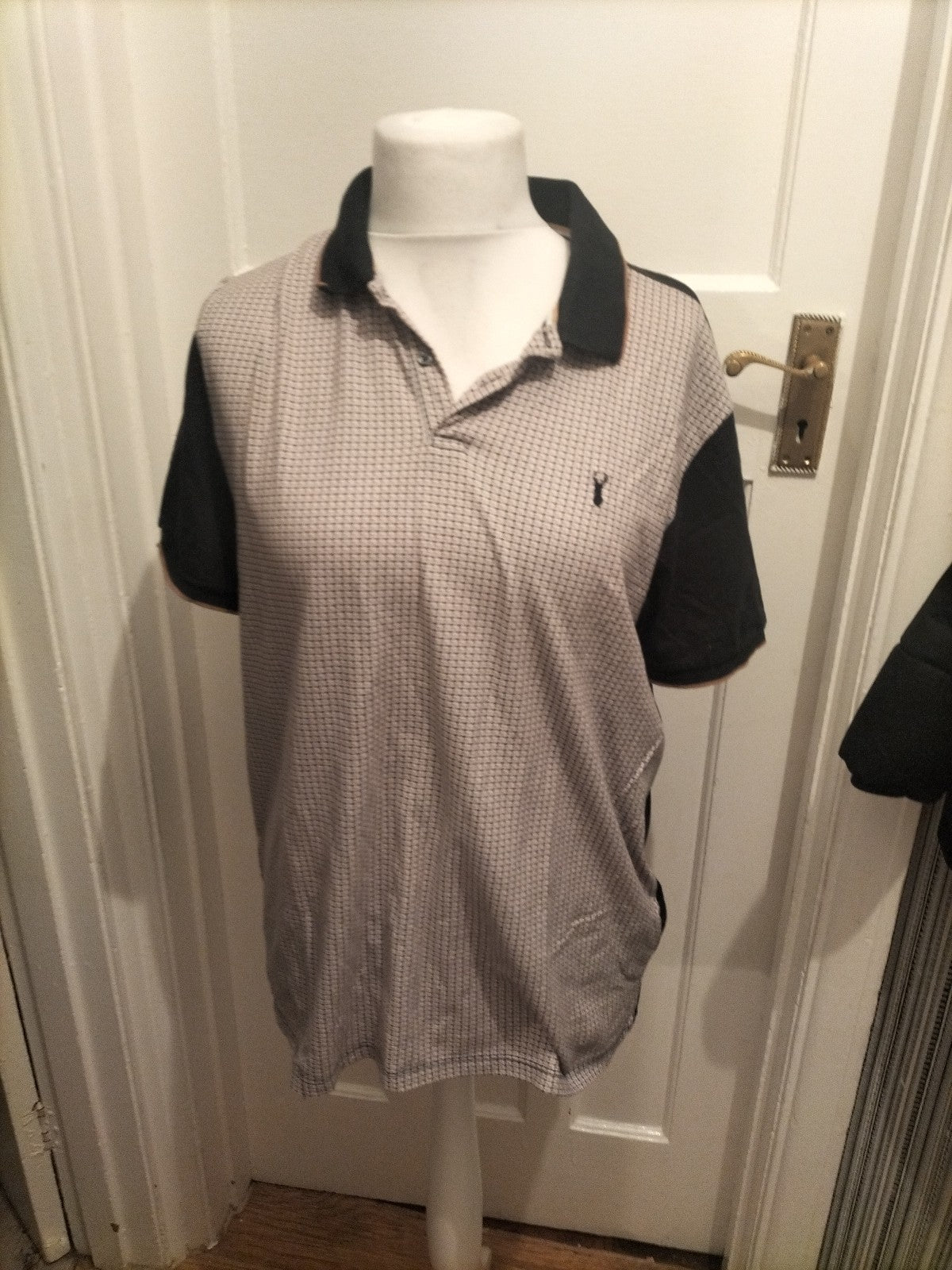 Mens Next Size XL Black With Patterned Front Short Sleeved Shirt