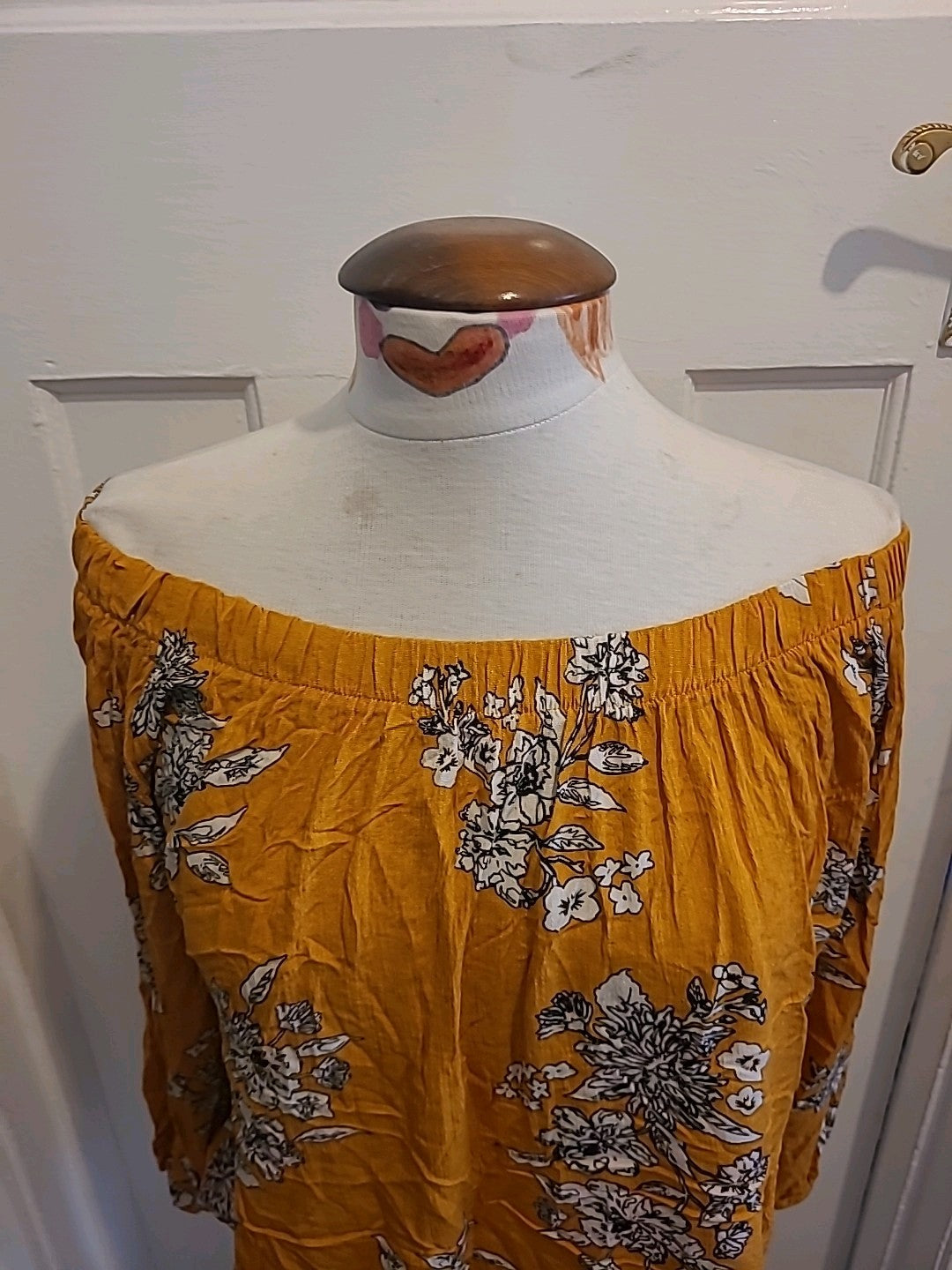 Ladies Select Size 12 Mustard White Floral Elasticated Hem Long Sleeved Tshirt
