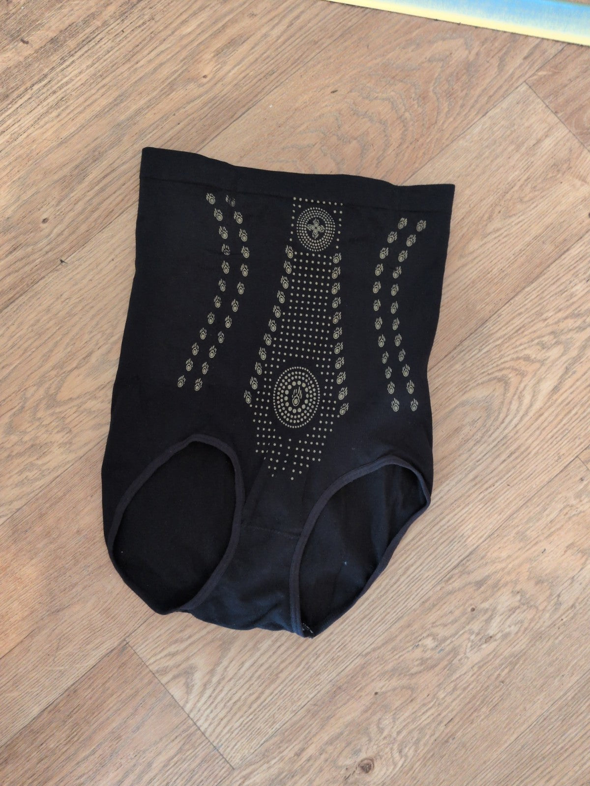 Small Black And Brown Shaper
