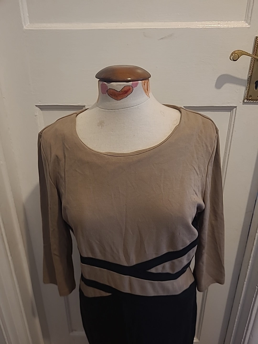 Ladies Homewyee Size 14 Brown Black Dress