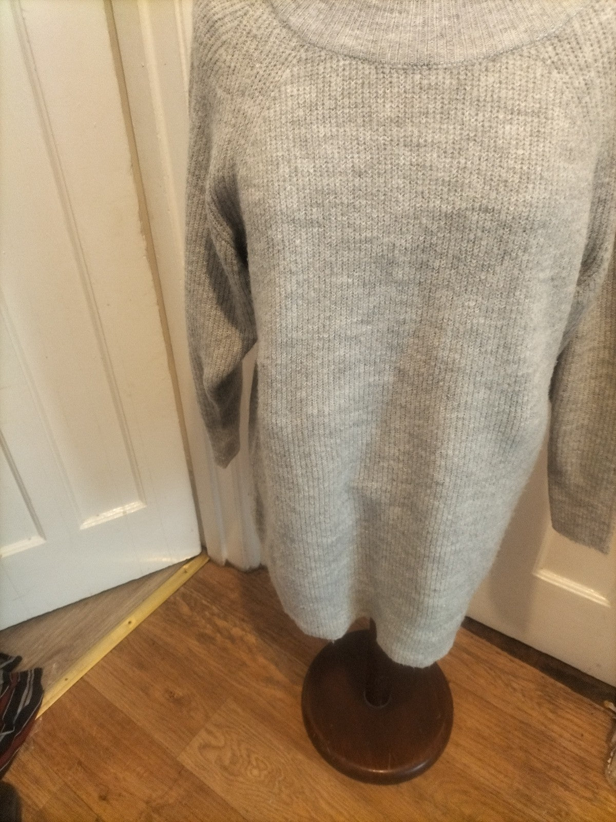 Ladies Peacock Grey Round Neck Long Sleeve Jumper