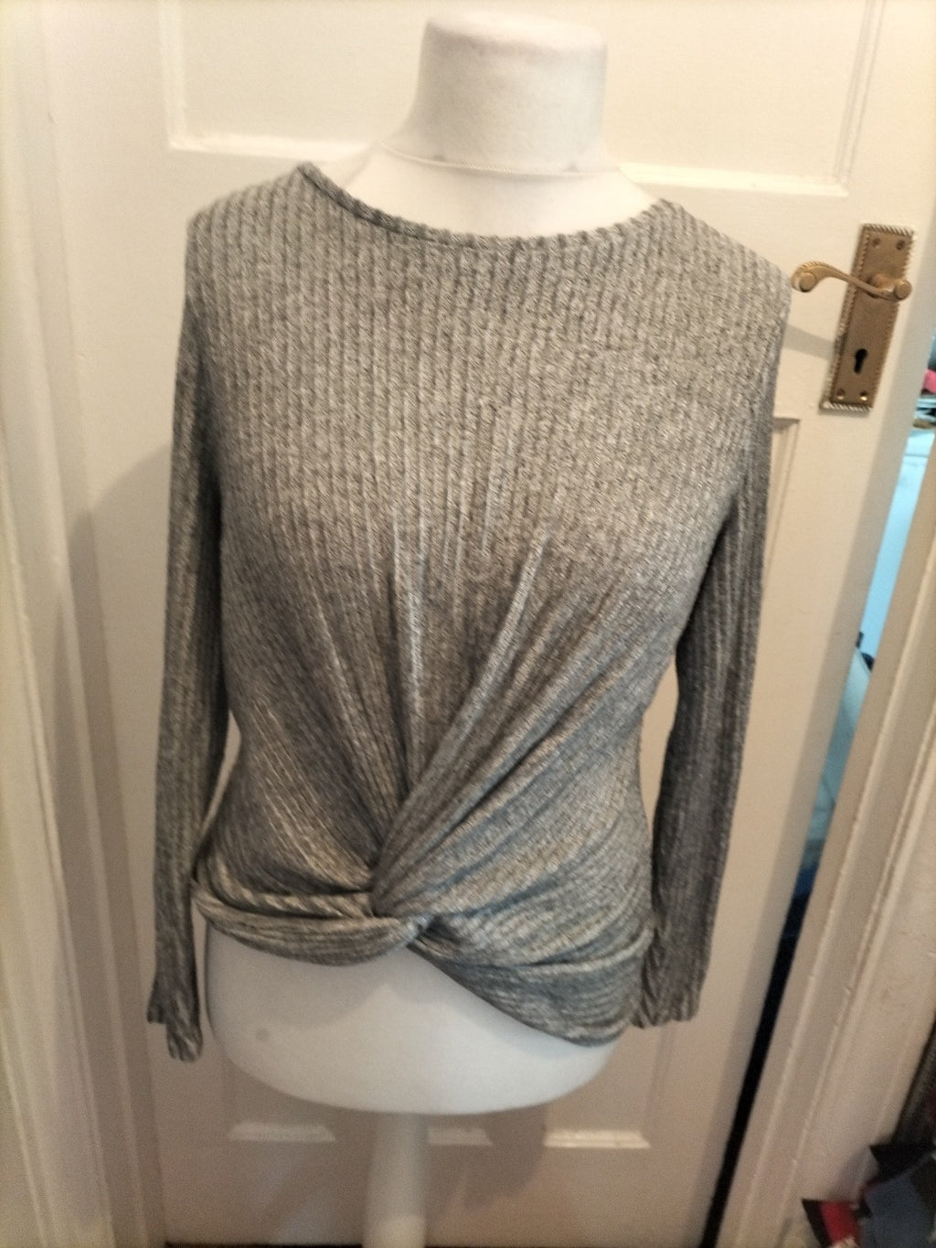 New Look 10 Grey Knot Detail Long Sleeved Jumper