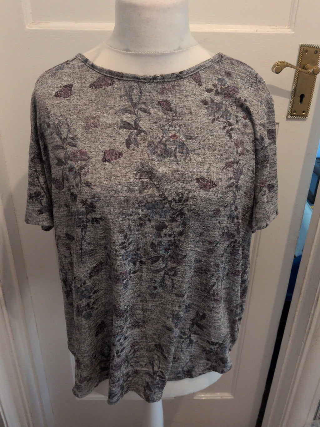 Debenhams 20 Grey Floral Short Sleeve T-shirt