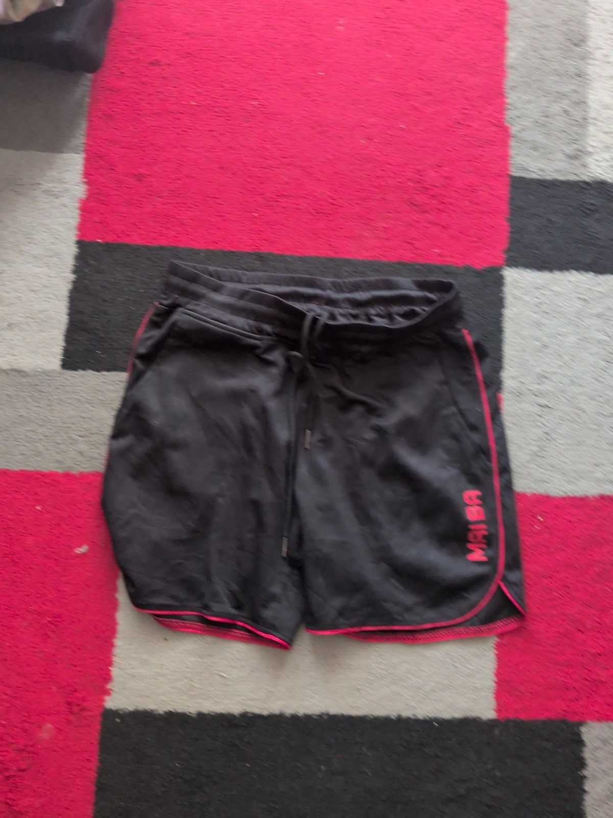 Maiba Medium Black And Red Elasticated Shorts