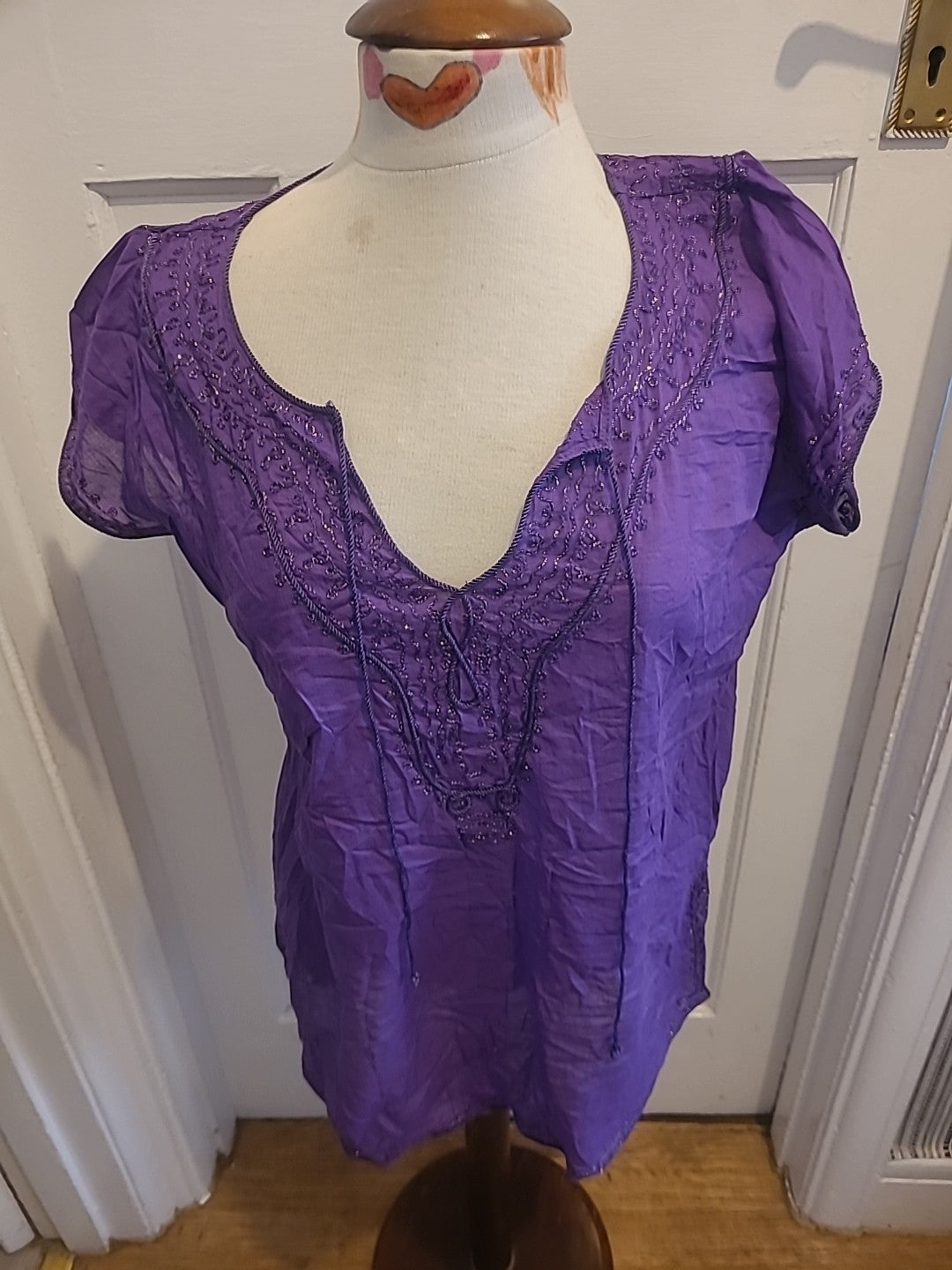 Ladies Riviera Size M/L Purple Detail Around Neck Short Sleeved Tshirt