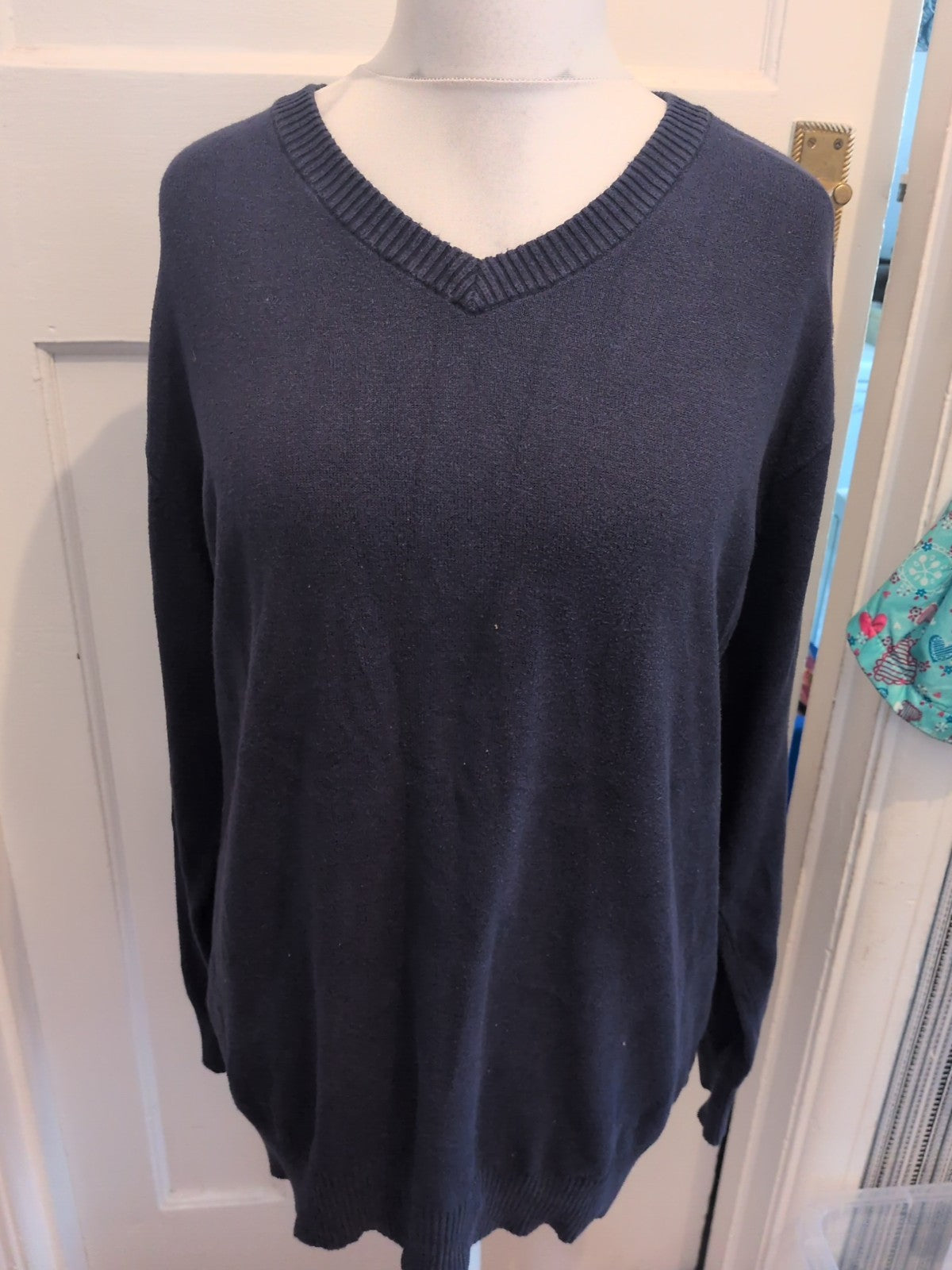 Hanes XL Navy Ribbed V Neck Pullover Jumper