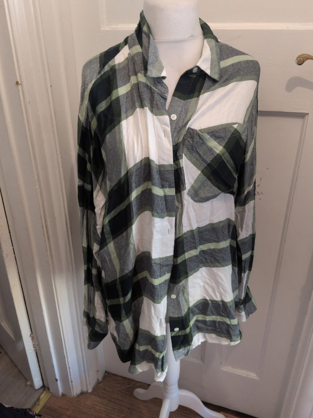 George 20 Green And White Long Sleeve Buttoned Blouse