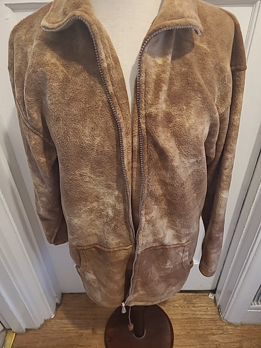 Ladies Sportiva Size Large Light Brown Zip Through Jacket