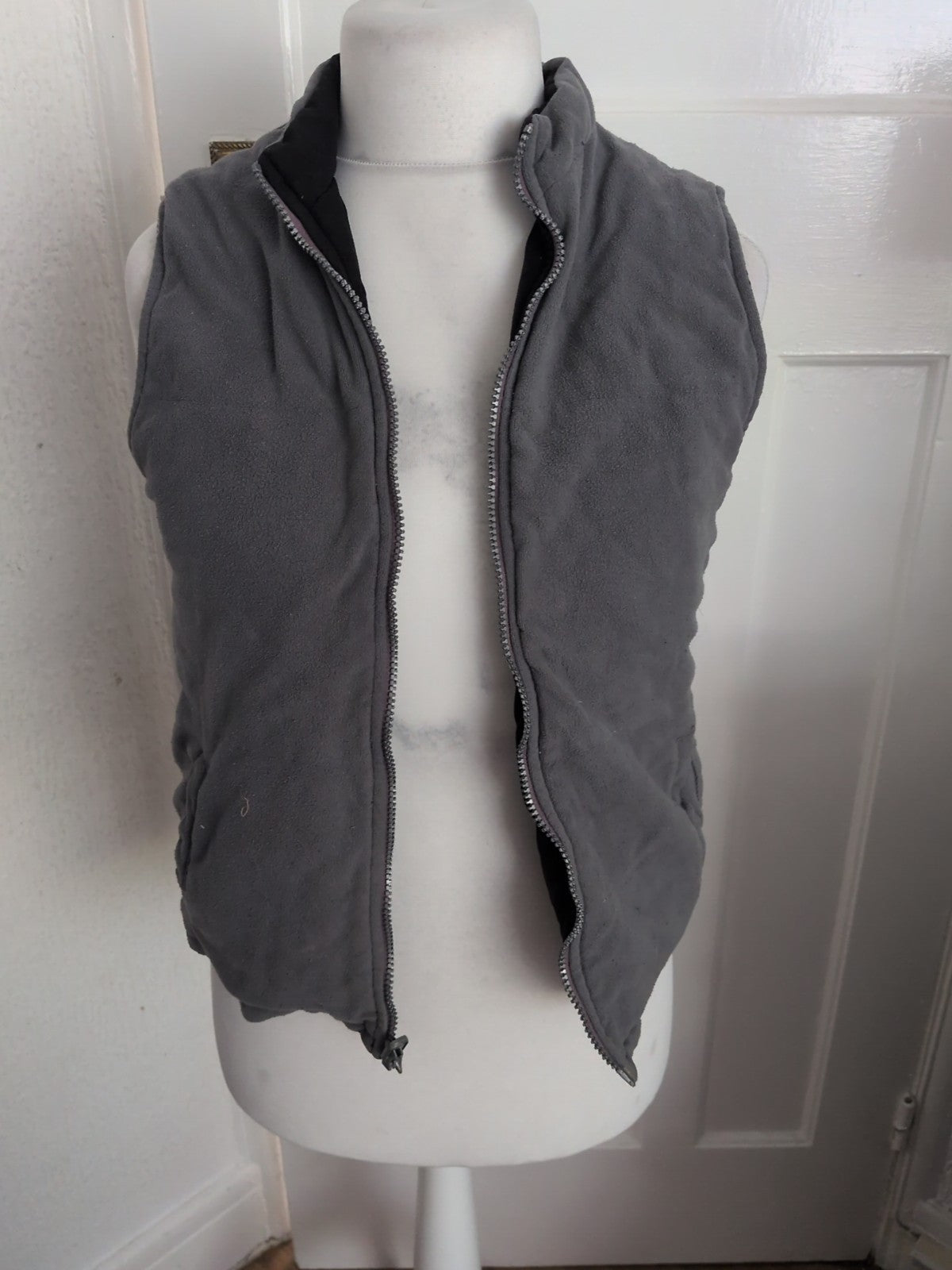 Medium Grey Sleeveless Full Zip Gilet