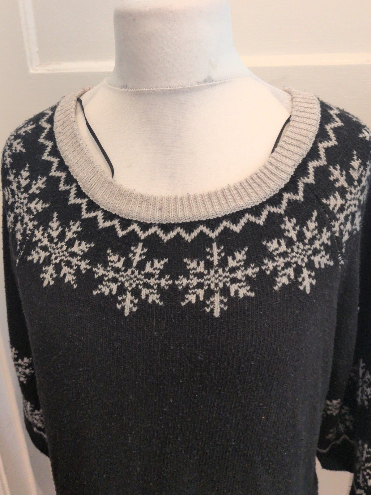 Angel Ribbons 16/18 Black Long Sleeve Jumper Dress