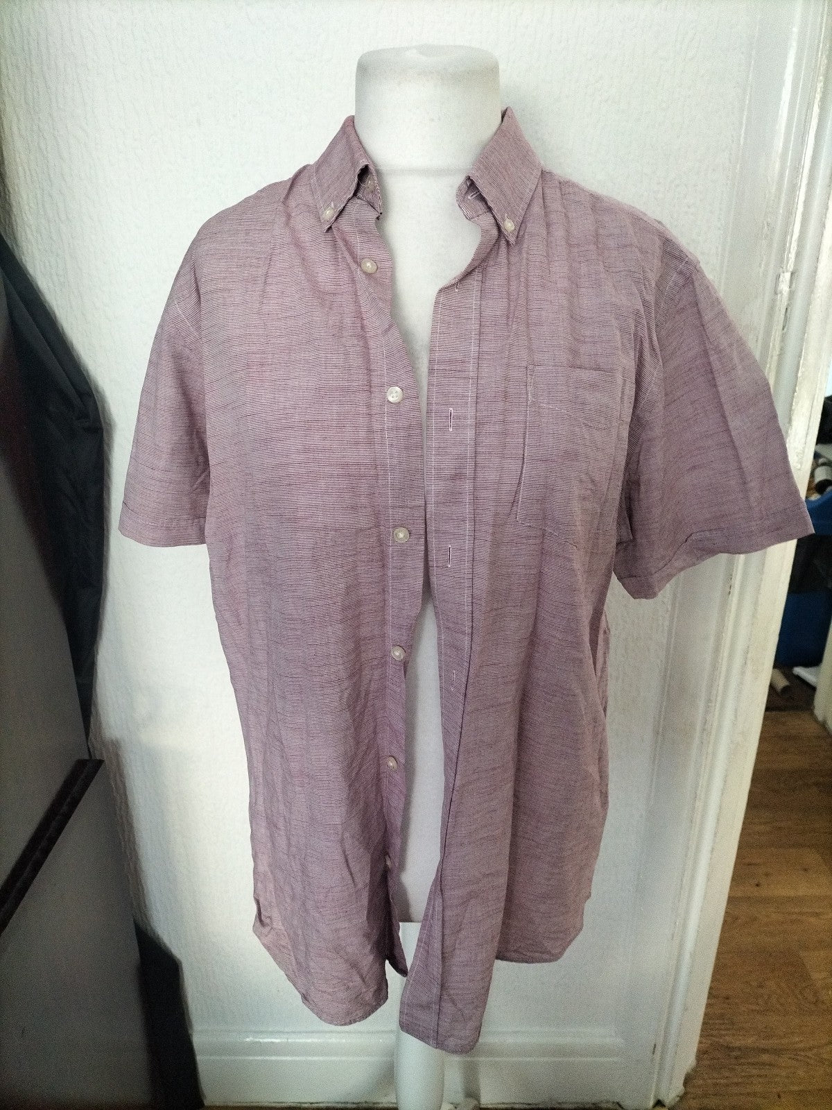 Mens Maine New England Size Large Purple/White Fleck Short Sleeved Shirt