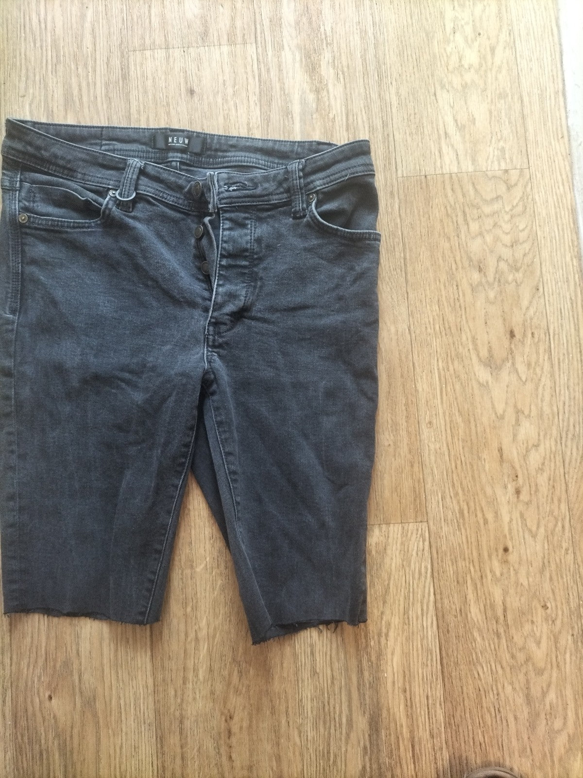 Mens Neuw Size 31" Black Skinny Denim Shorts