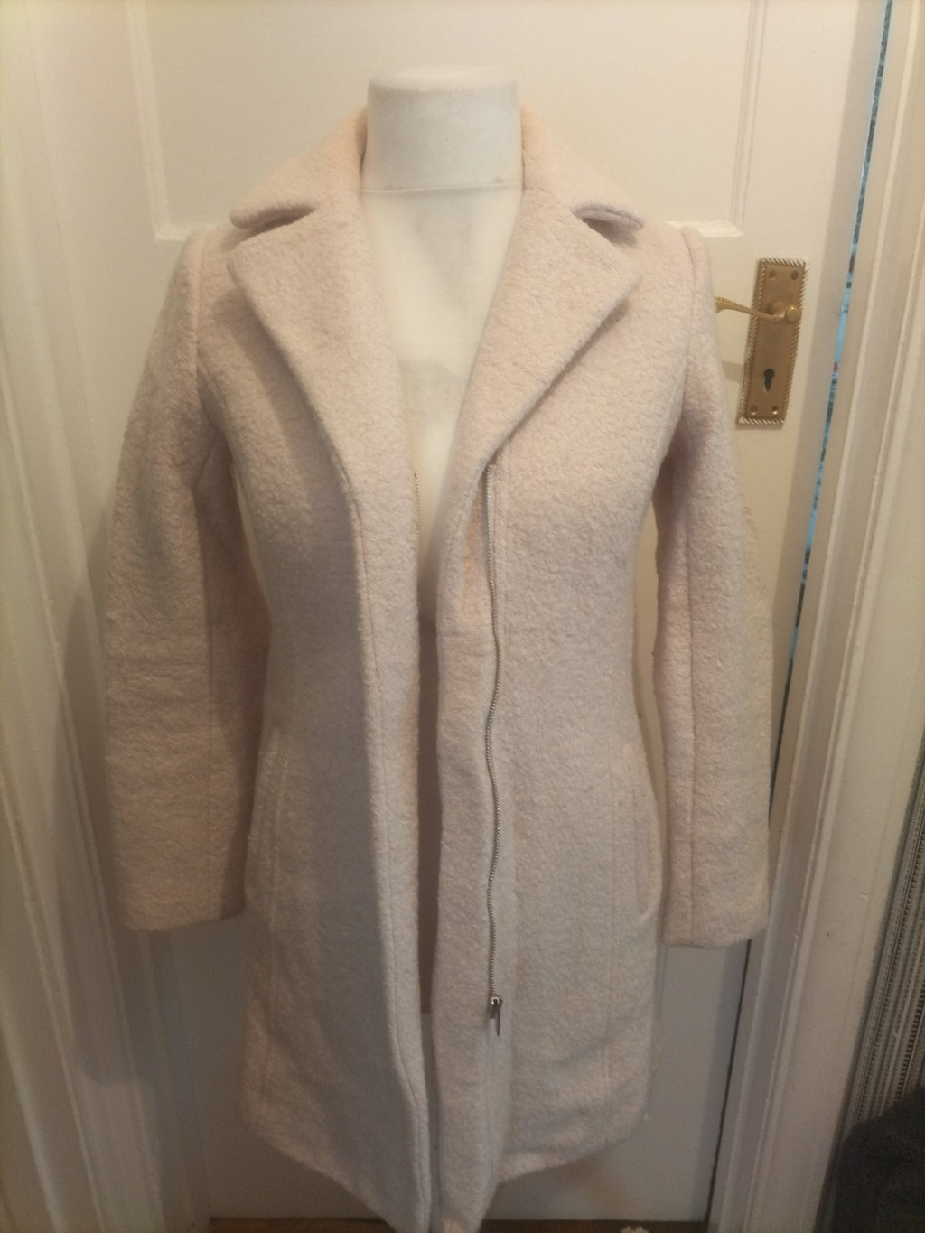 Ladies New Look Size 8 Off White Lined Jacket Heavy