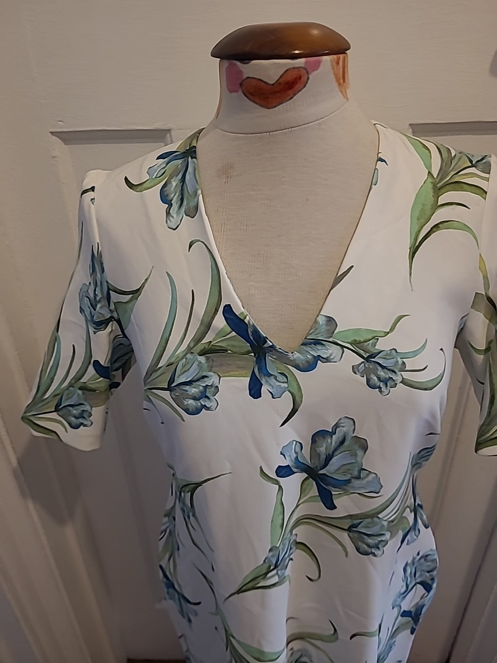 Ladies Marks And Spencer Size 14R White Green Blue Floral Short Sleeved Long...