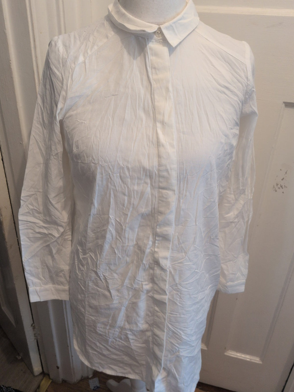 ASOS 8 White Long Sleeve Button Shirt Dress