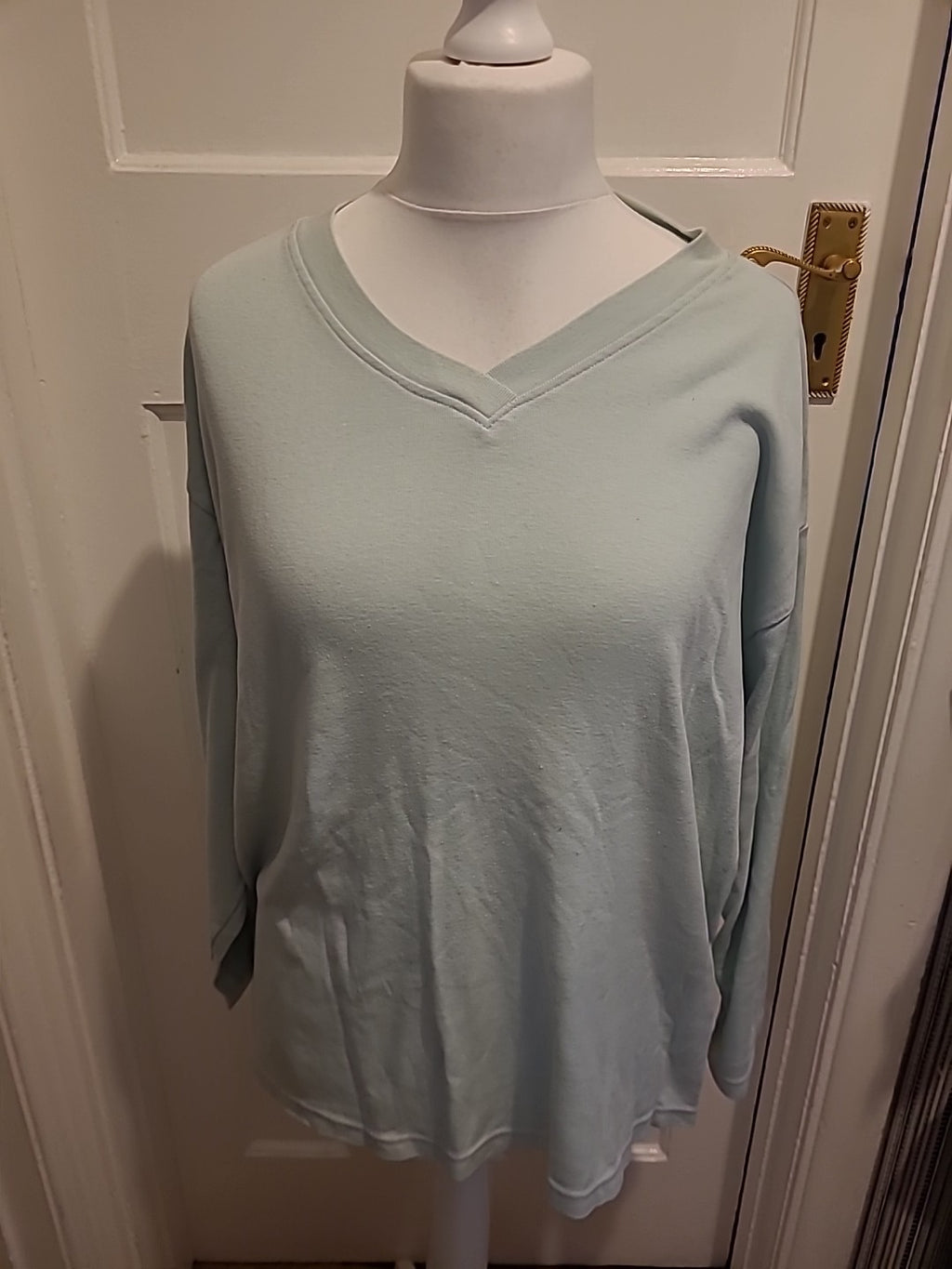 Ladies Pearl Size 22-24 Pale Blue V Neck Jumper