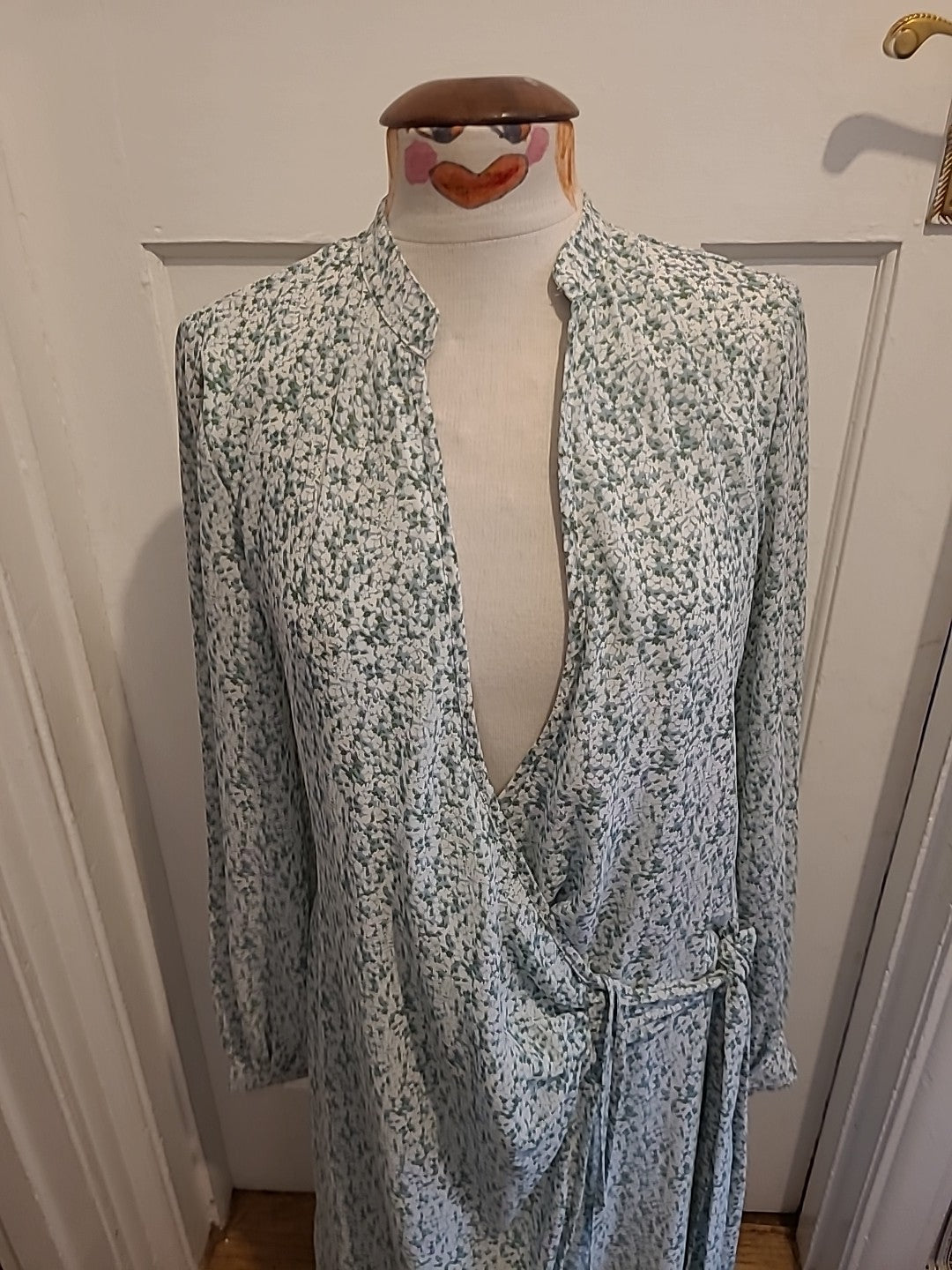 Ladies Prettylittlething Size 12 Green/White Floral Long Length Wrap Dress