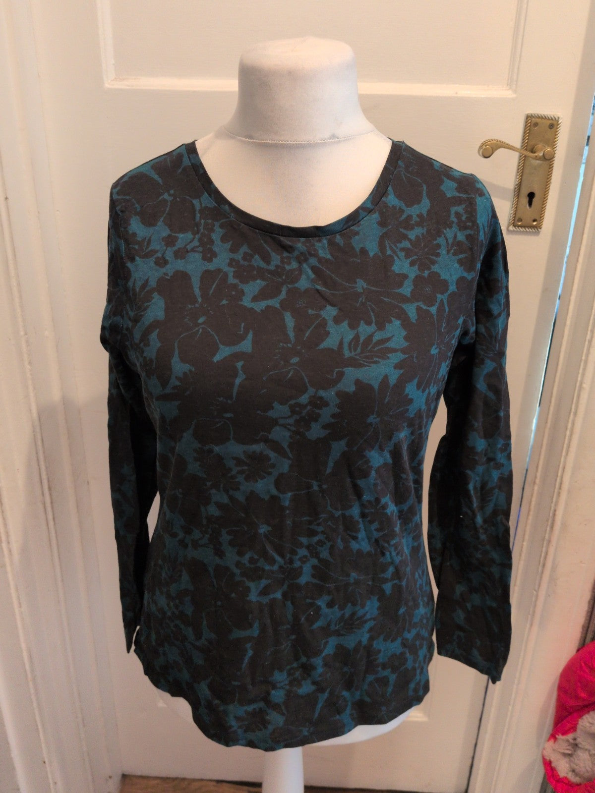 Ladies Pep&Co Size 16 Dark Teal And Black Flower Long Sleeve T-shirt
