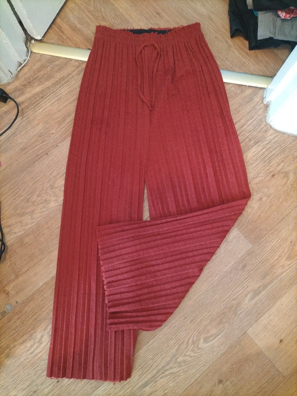 Medium Rust Elasticated Crinkle Trousers (Has Gags)