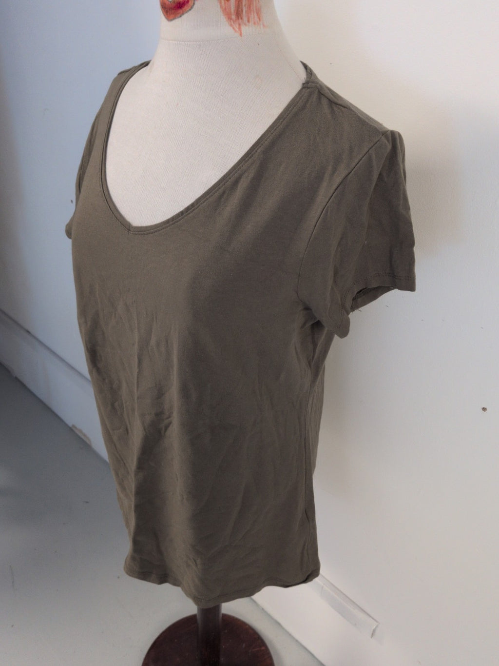 Primark 18-20 Khaki Stretch Vee Short Sleeved