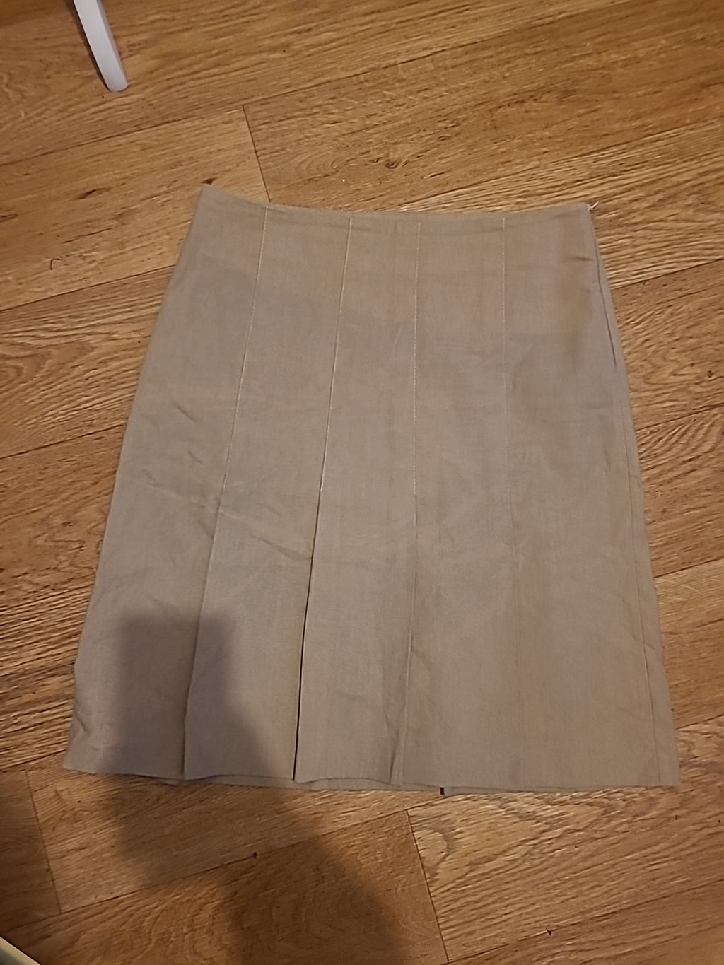 Ladies Teenflo Size Euro 40 Light Brown Pleat Skirt