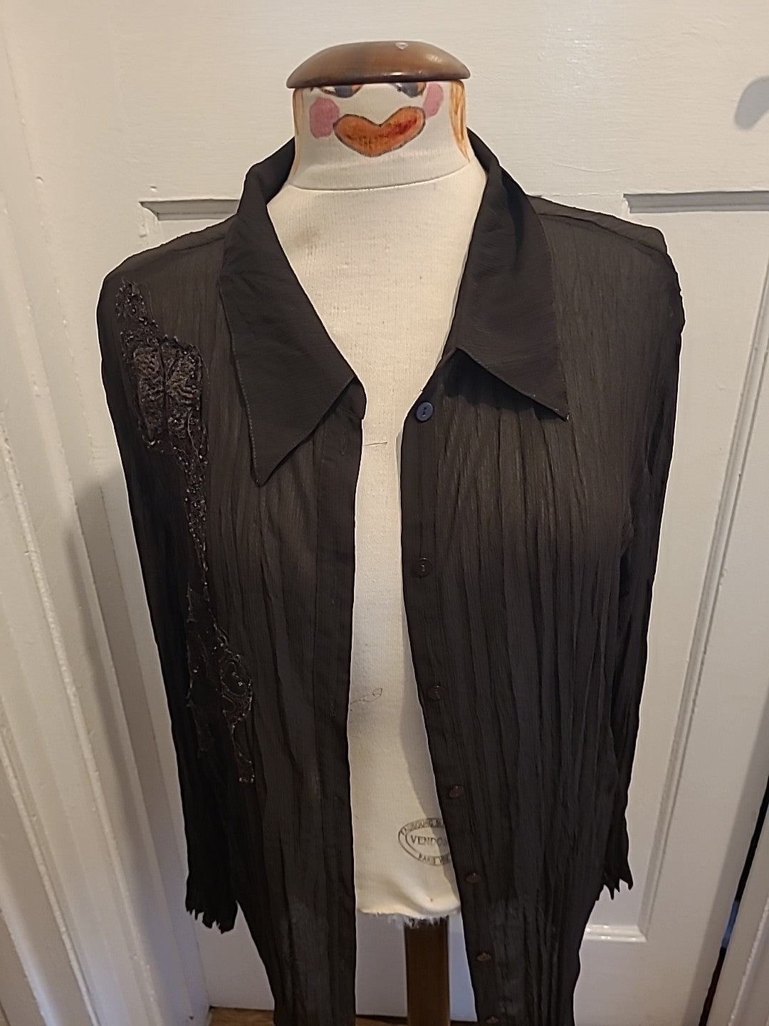 Ladies Ann Harvey Size Medium Dark Brown Buttoned Blouse