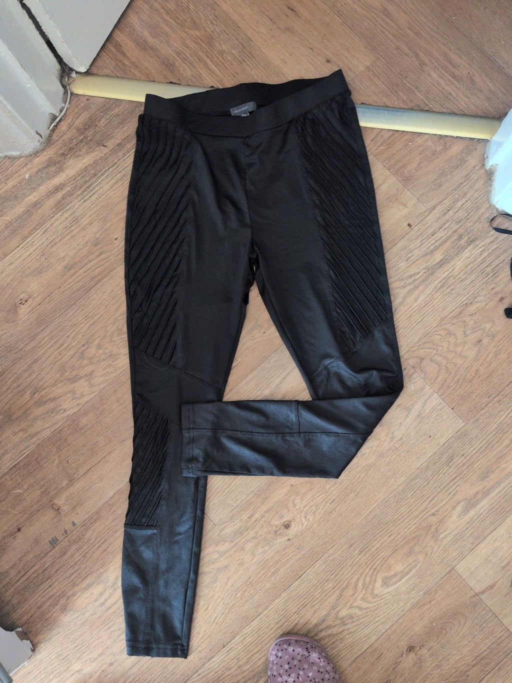 Primark Medium 12-14 Black Patterned Leggings