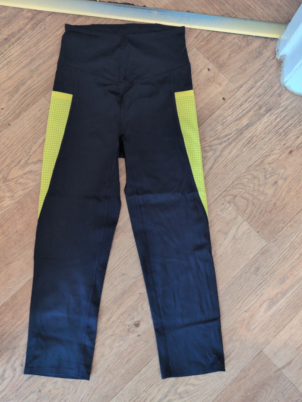 Brand New Good Move 8 Yellow And Navy Leggings