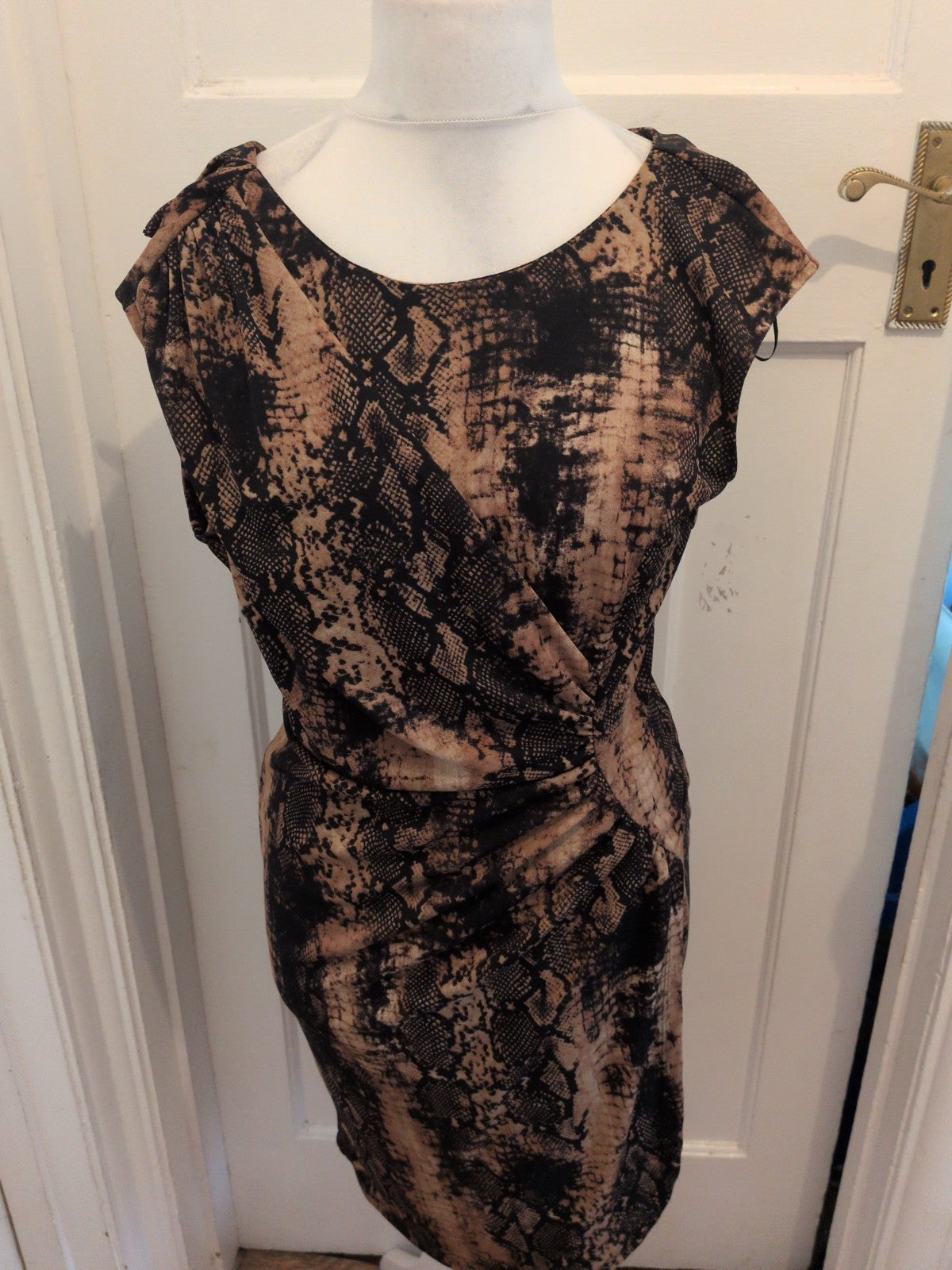 F&F 12 Black And Brown Short Sleeve Knot Dress