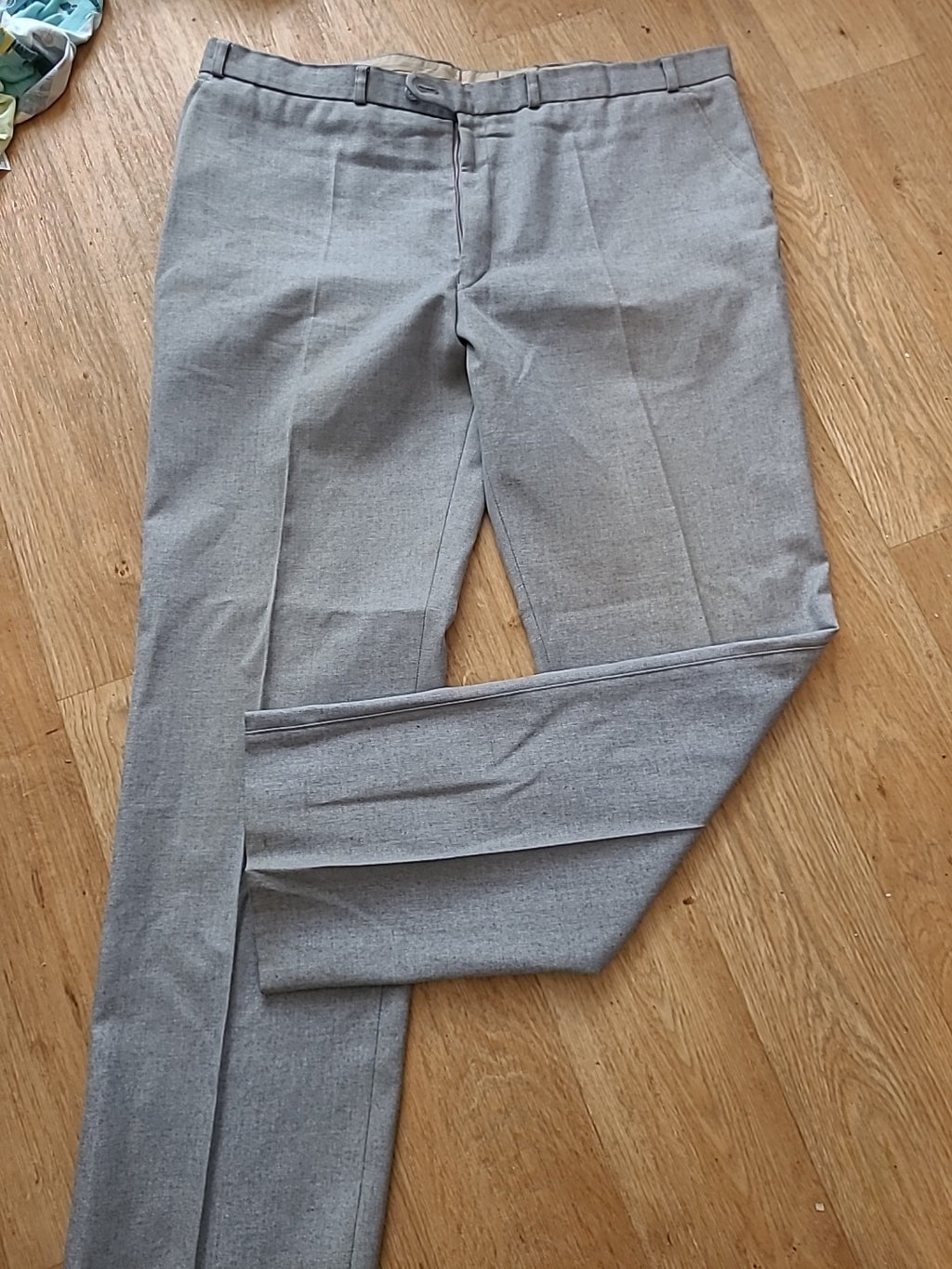 Mens Quest Size 40" Grey Smart Trousers